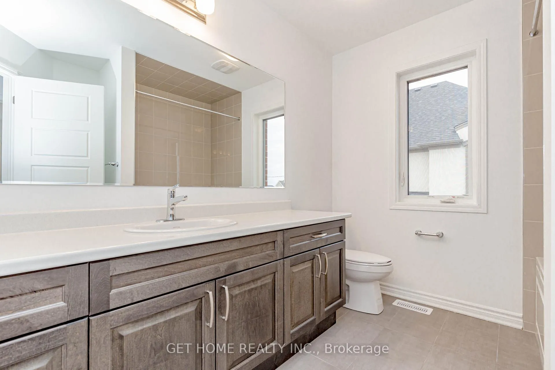 Photo 37 of 435 Gordon Krantz Avenue, Milton, Walker — HOMEH