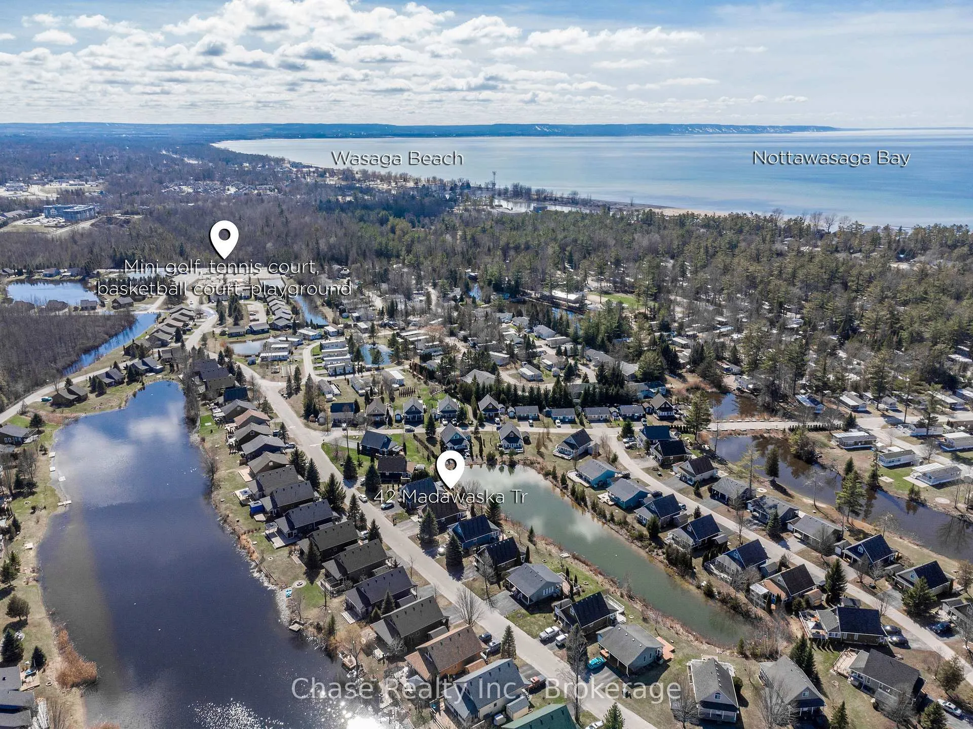 Photo 40 of 42 Madawaska Trail, Wasaga Beach — HOMEH