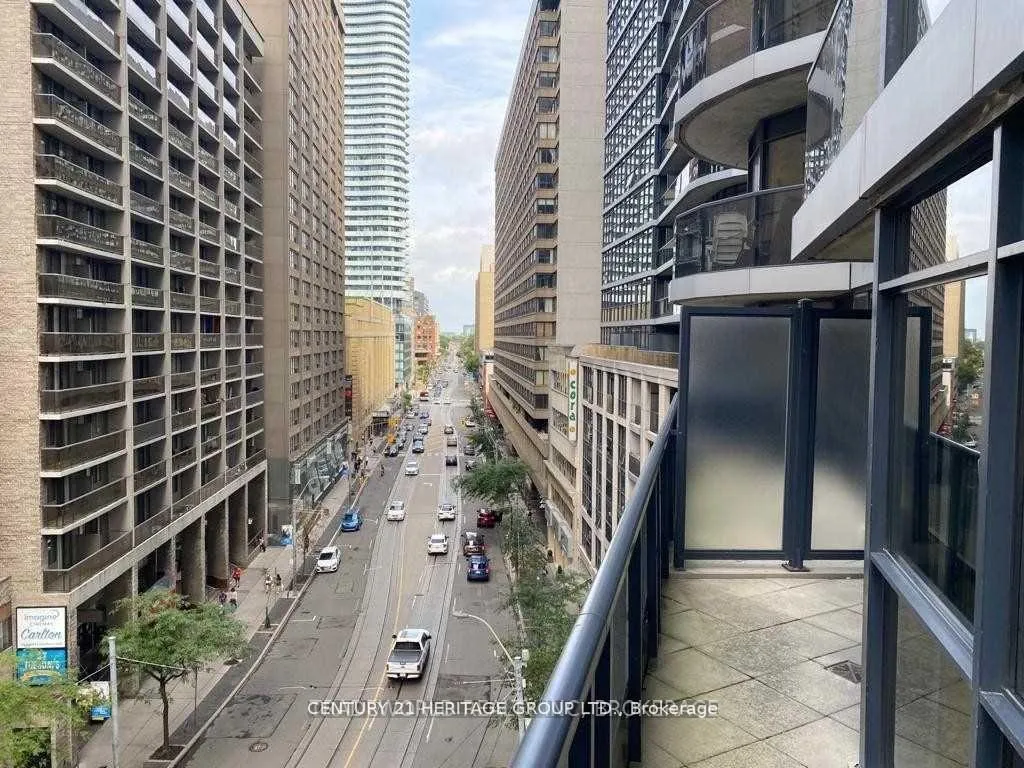 Photo 15 of Unit 704, 21 Carlton Street, Toronto, Church-Yonge Corridor — HOMEH