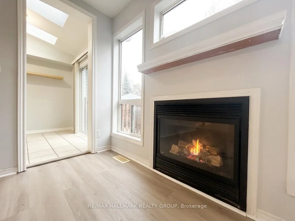 Photo 6 of 95 Hemlo Crescent, Ottawa, Kanata - Kanata Lakes/Heritage Hills — HOMEH