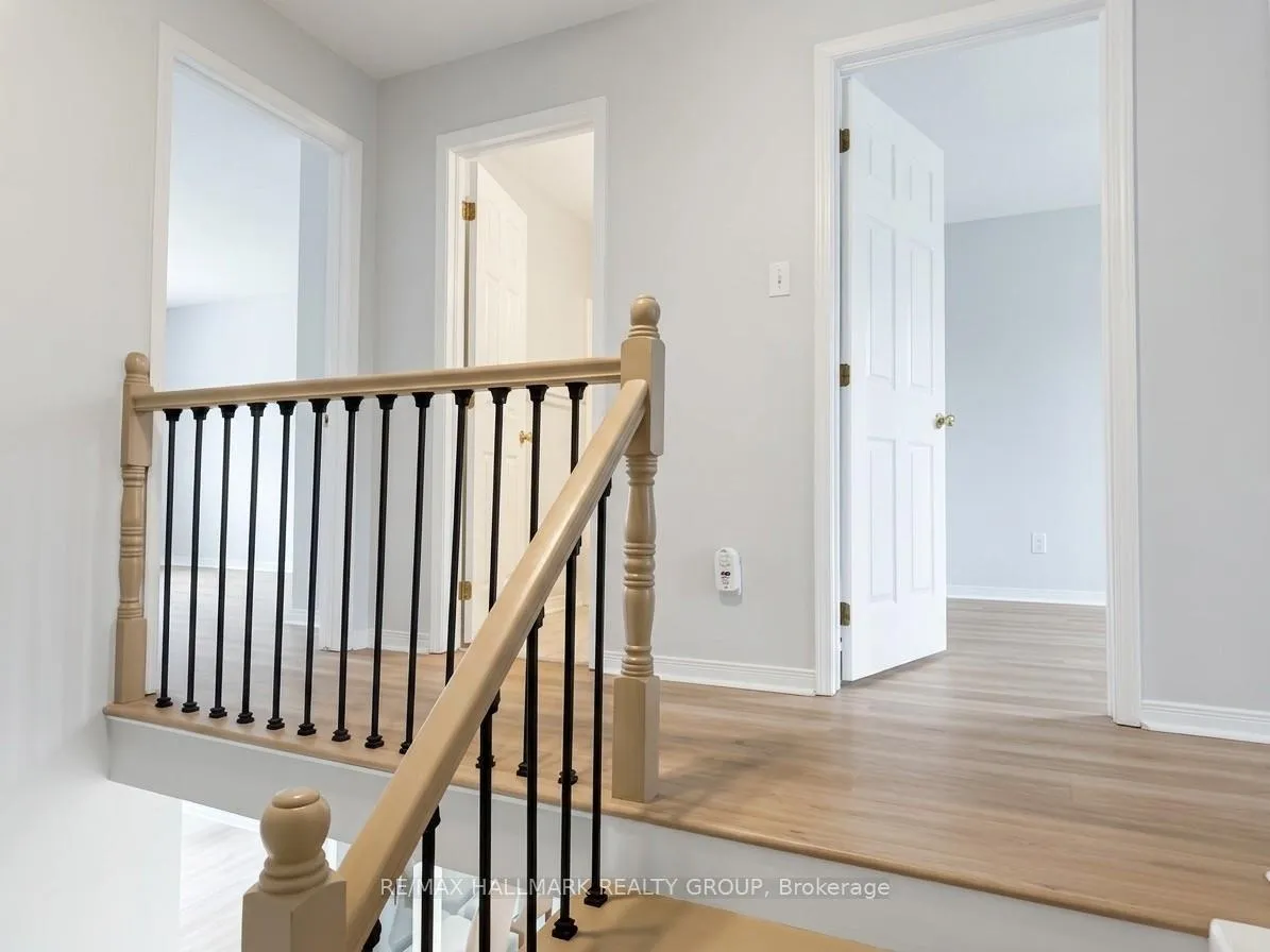 Photo 8 of 95 Hemlo Crescent, Ottawa, Kanata - Kanata Lakes/Heritage Hills — HOMEH