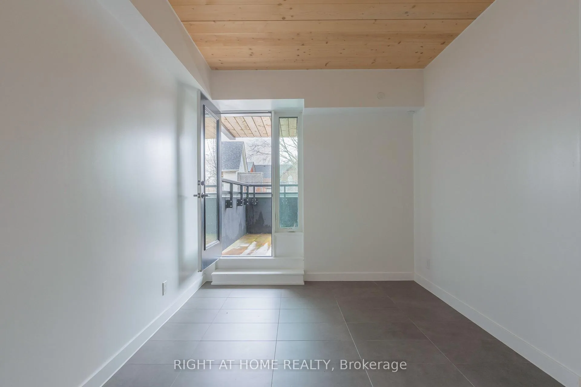 Photo 6 of Unit 201, 1598 Queen Street E, Toronto, Greenwood-Coxwell — HOMEH