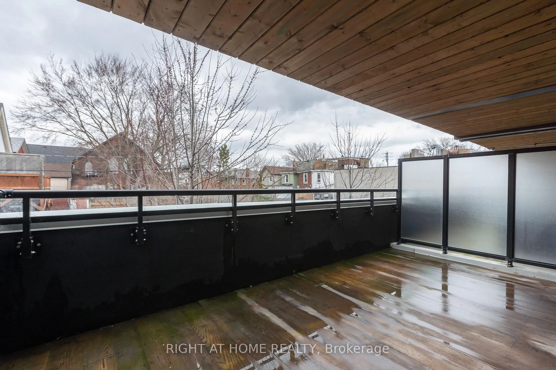 Photo 8 of Unit 201, 1598 Queen Street E, Toronto, Greenwood-Coxwell — HOMEH