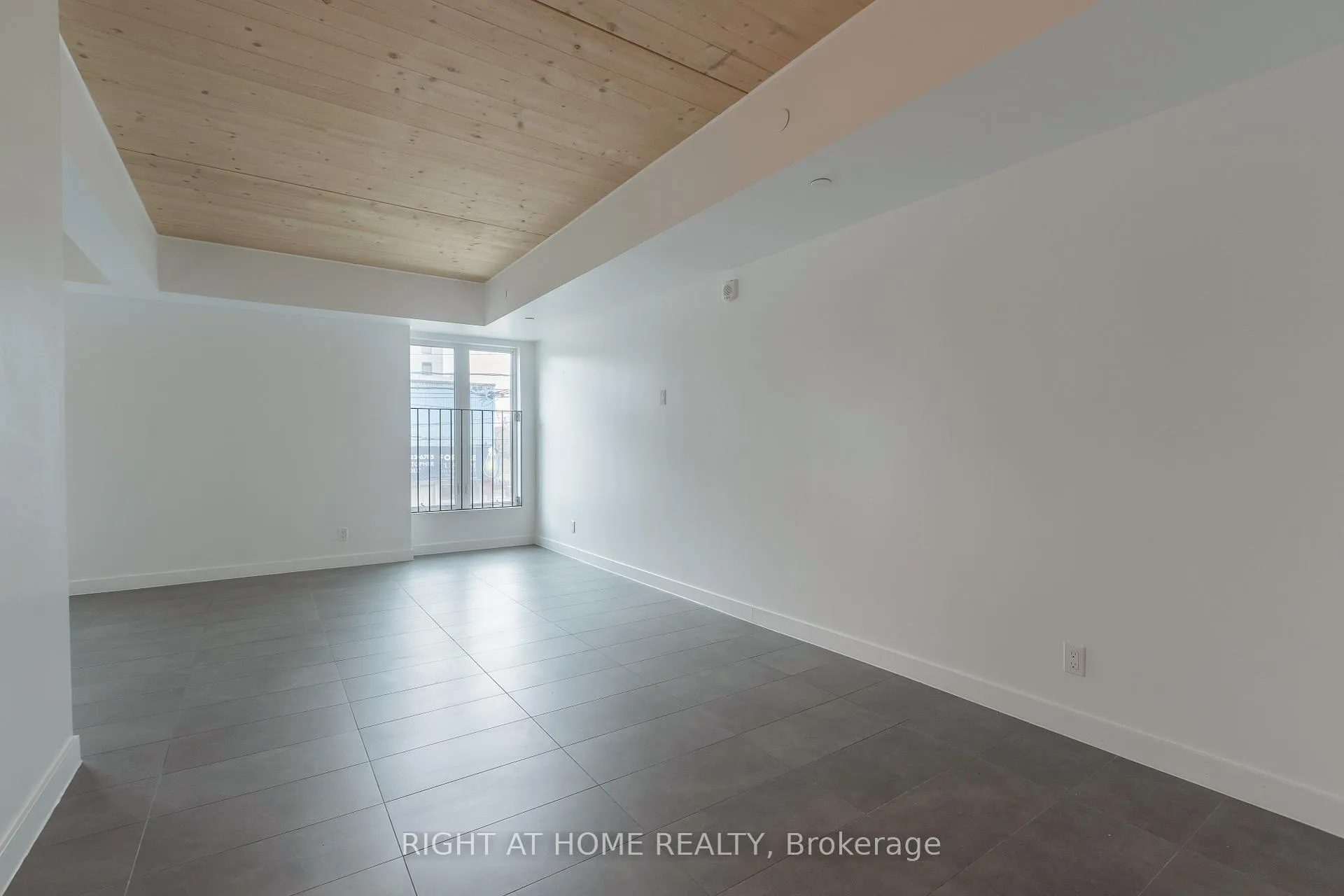 Photo 11 of Unit 201, 1598 Queen Street E, Toronto, Greenwood-Coxwell — HOMEH