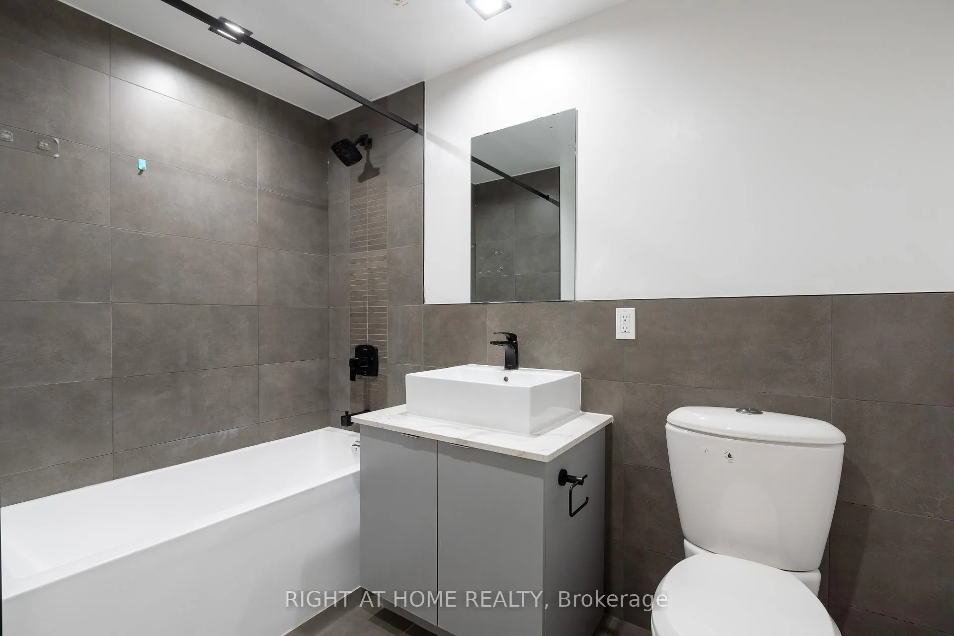 Photo 15 of Unit 201, 1598 Queen Street E, Toronto, Greenwood-Coxwell — HOMEH