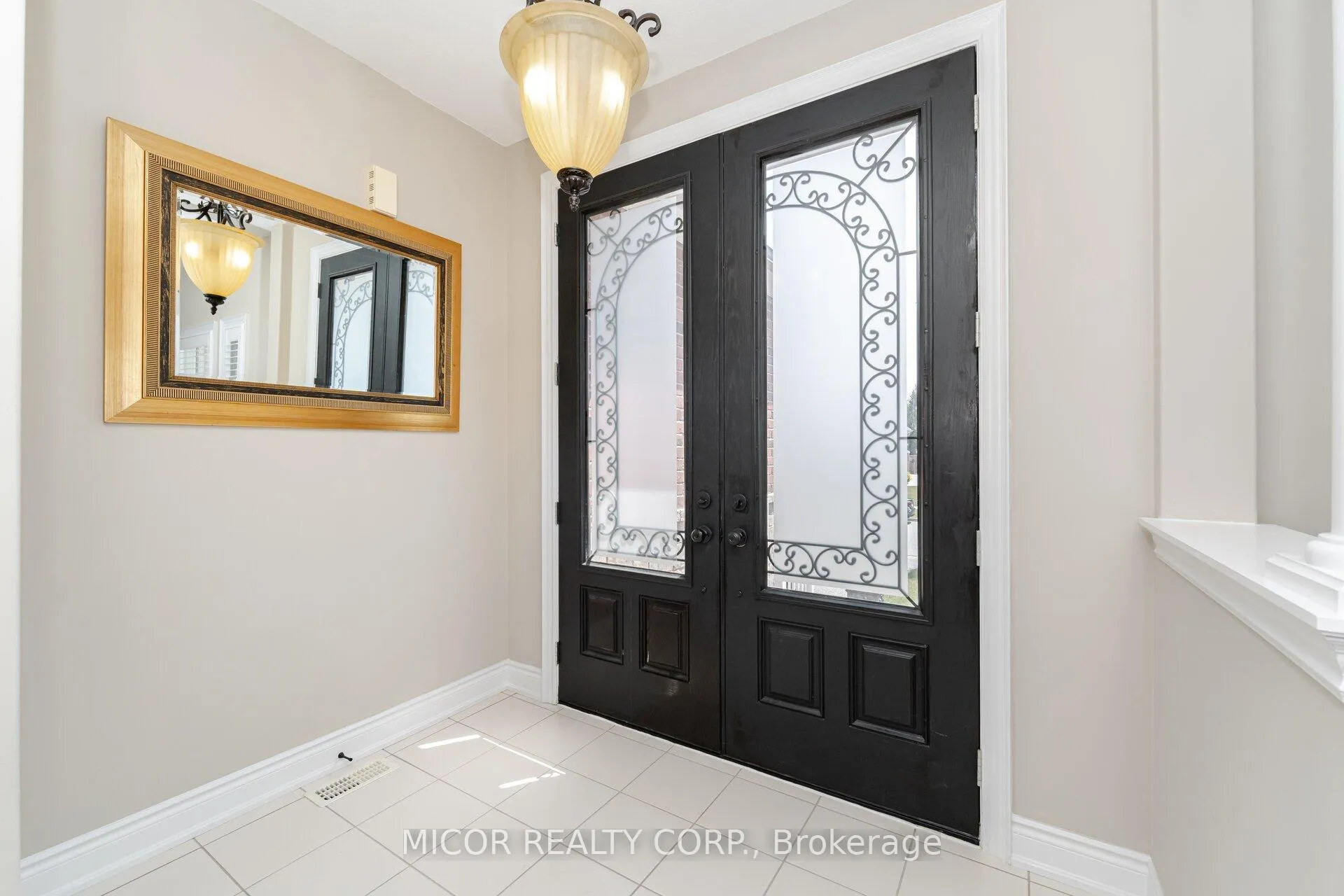 Photo 11 of 1740 Angus Street, Innisfil, Alcona — HOMEH