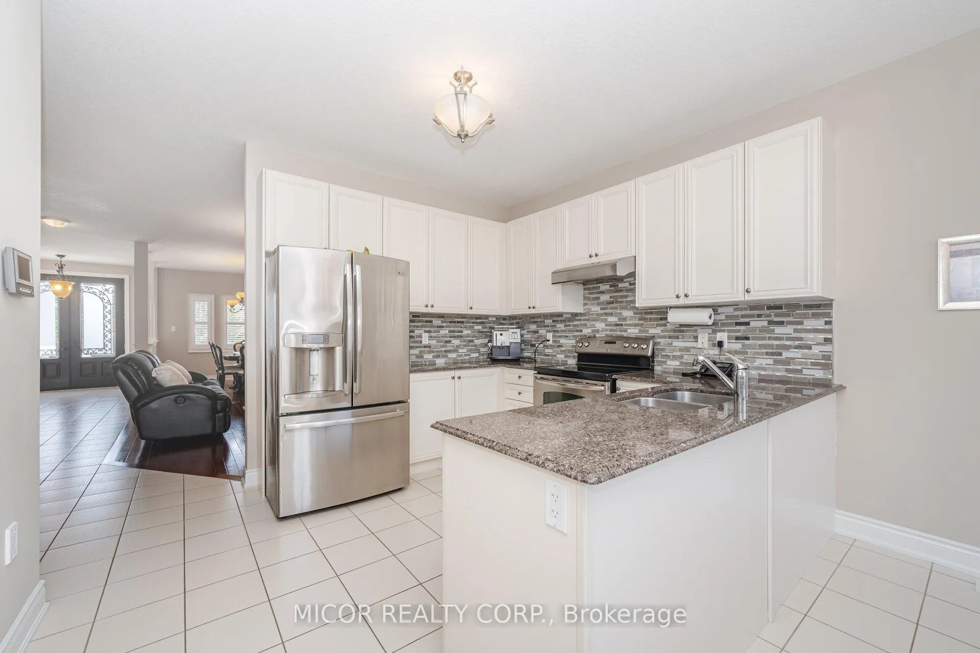 Photo 18 of 1740 Angus Street, Innisfil, Alcona — HOMEH