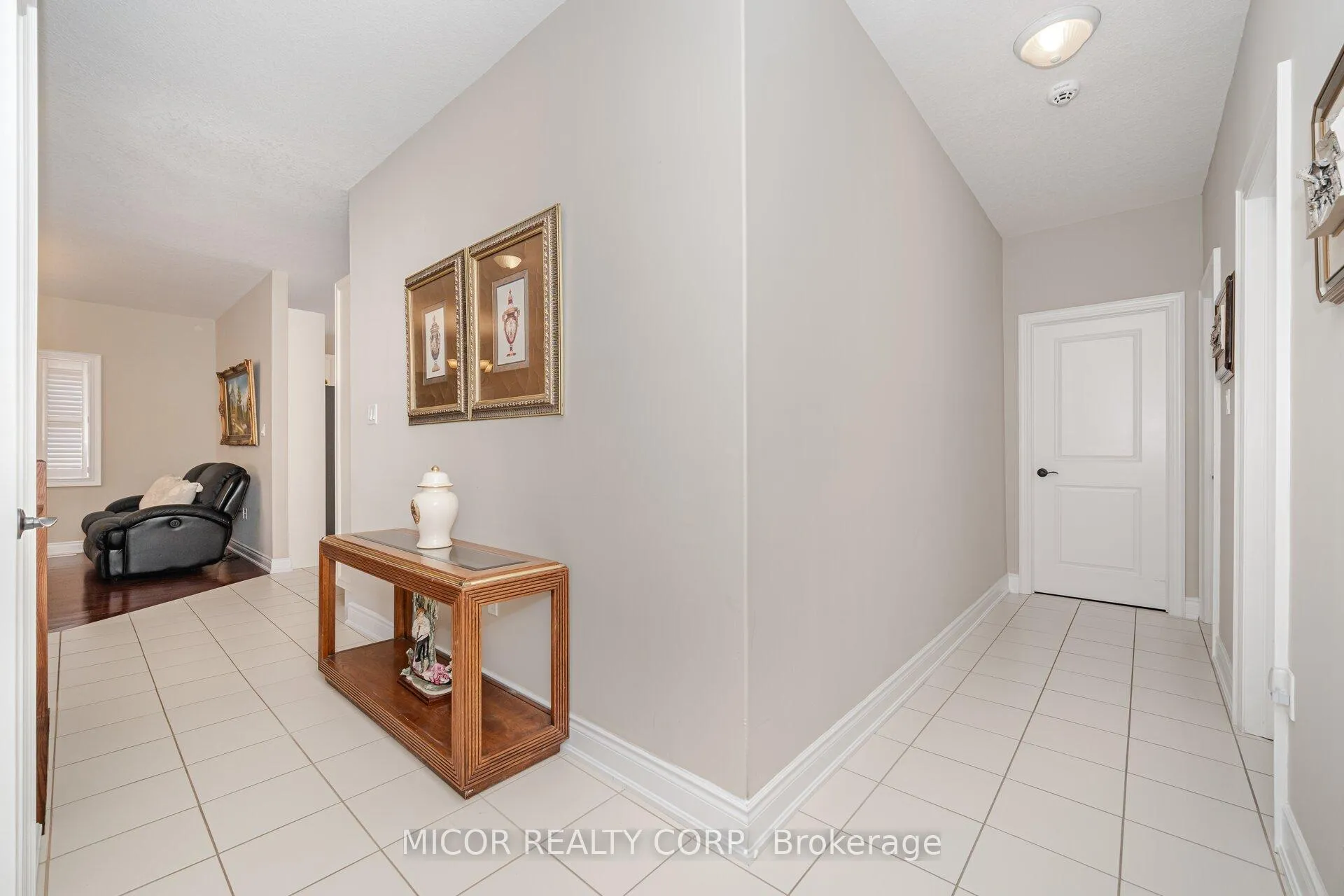 Photo 23 of 1740 Angus Street, Innisfil, Alcona — HOMEH