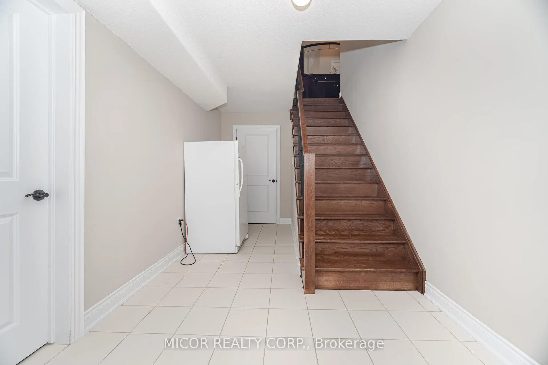 Photo 39 of 1740 Angus Street, Innisfil, Alcona — HOMEH