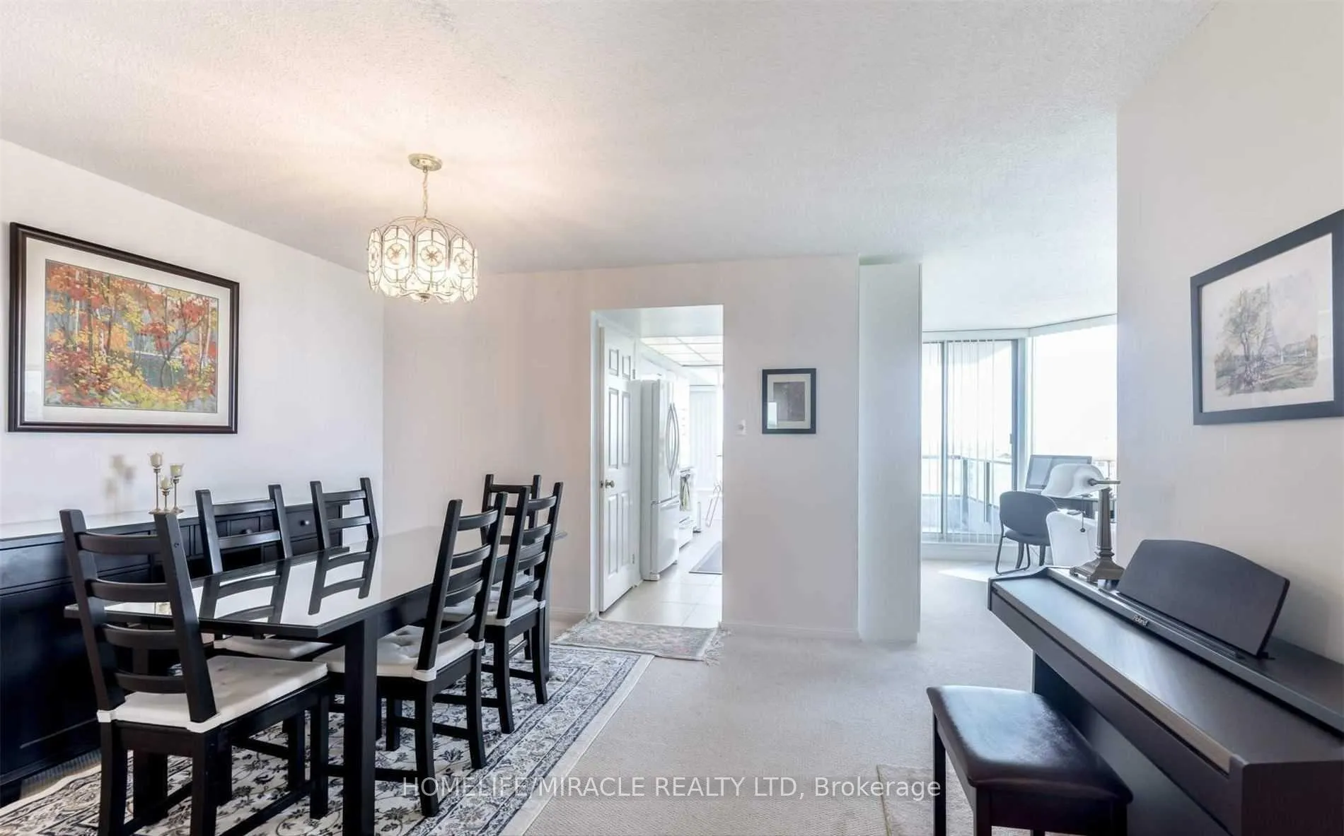Photo 6 of Unit 902, 12 Laurelcrest Street, Brampton, Queen Street Corridor — HOMEH