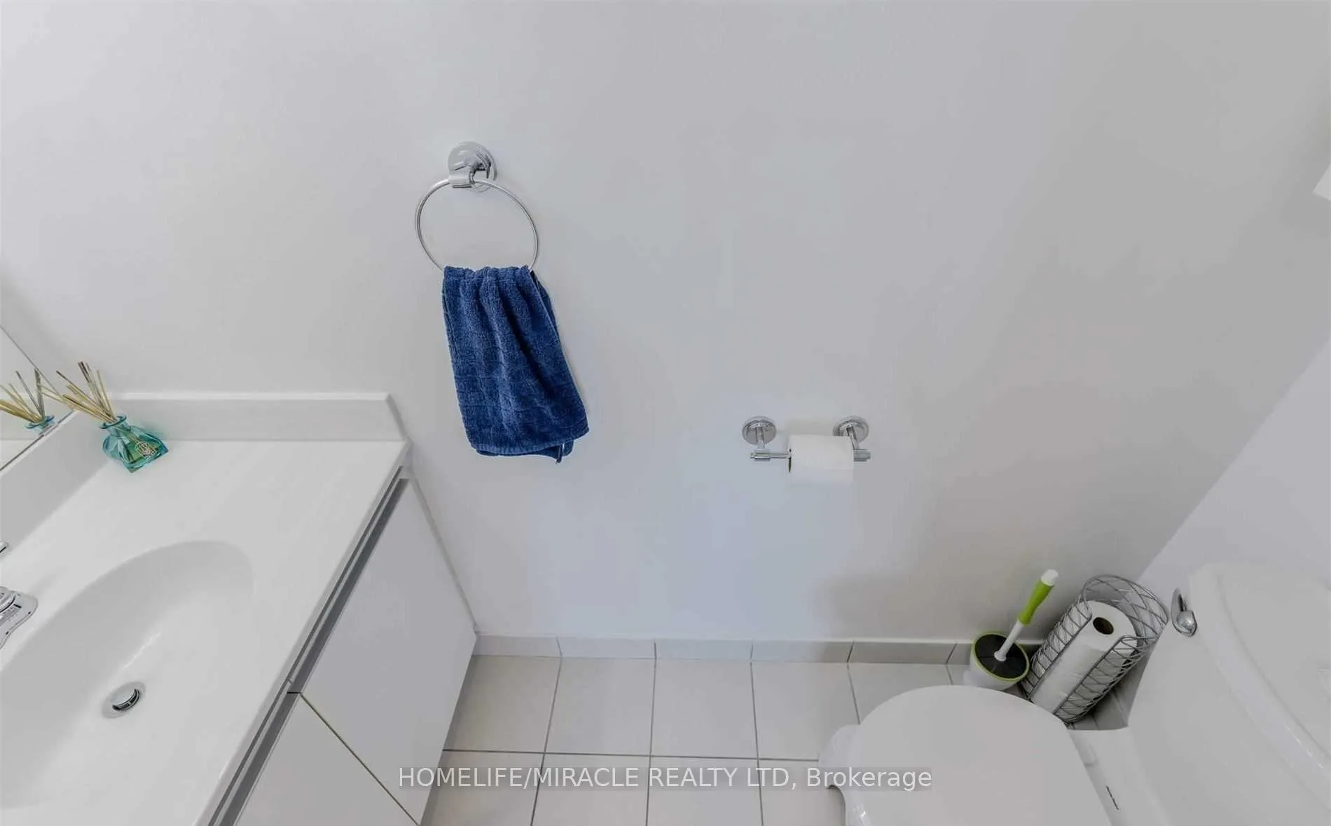 Photo 16 of Unit 902, 12 Laurelcrest Street, Brampton, Queen Street Corridor — HOMEH