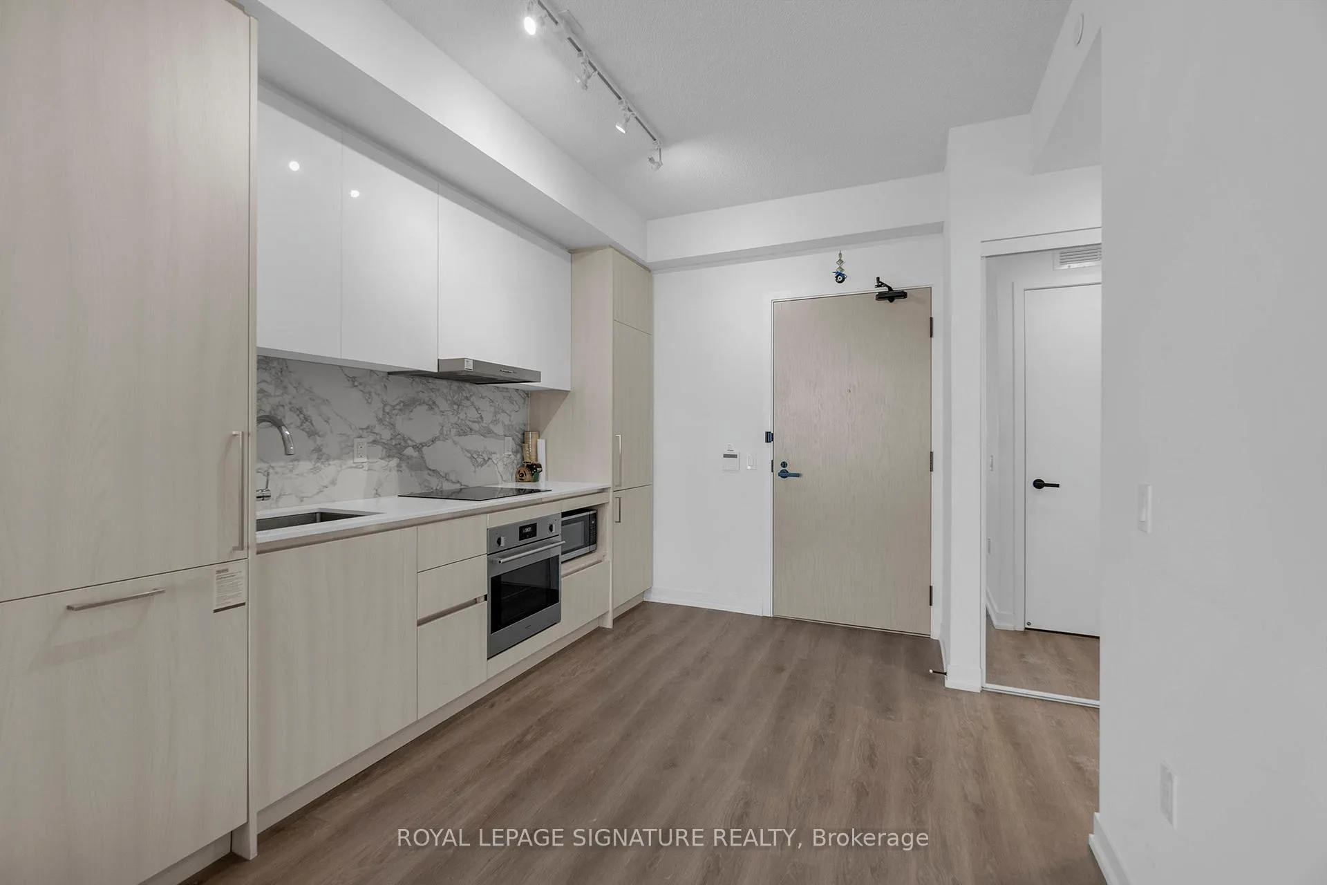 Photo 10 of Unit 3210, 225 Commerce Street, Vaughan, Vaughan Corporate Centre — HOMEH