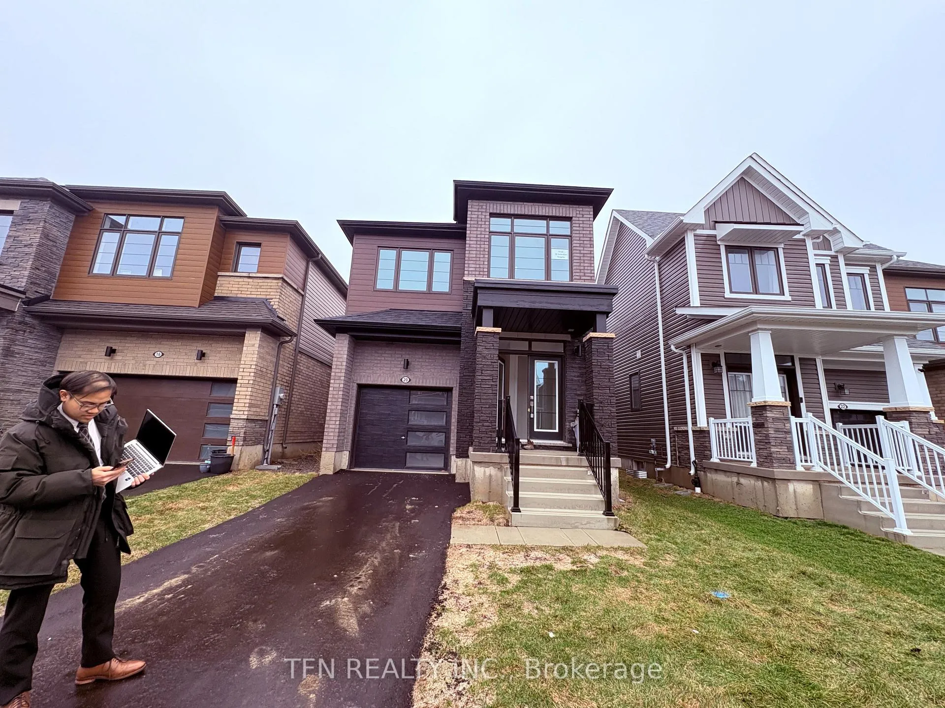 Photo 1 of 20 Selection Heights, Thorold, Hurricane/Merrittville — HOMEH