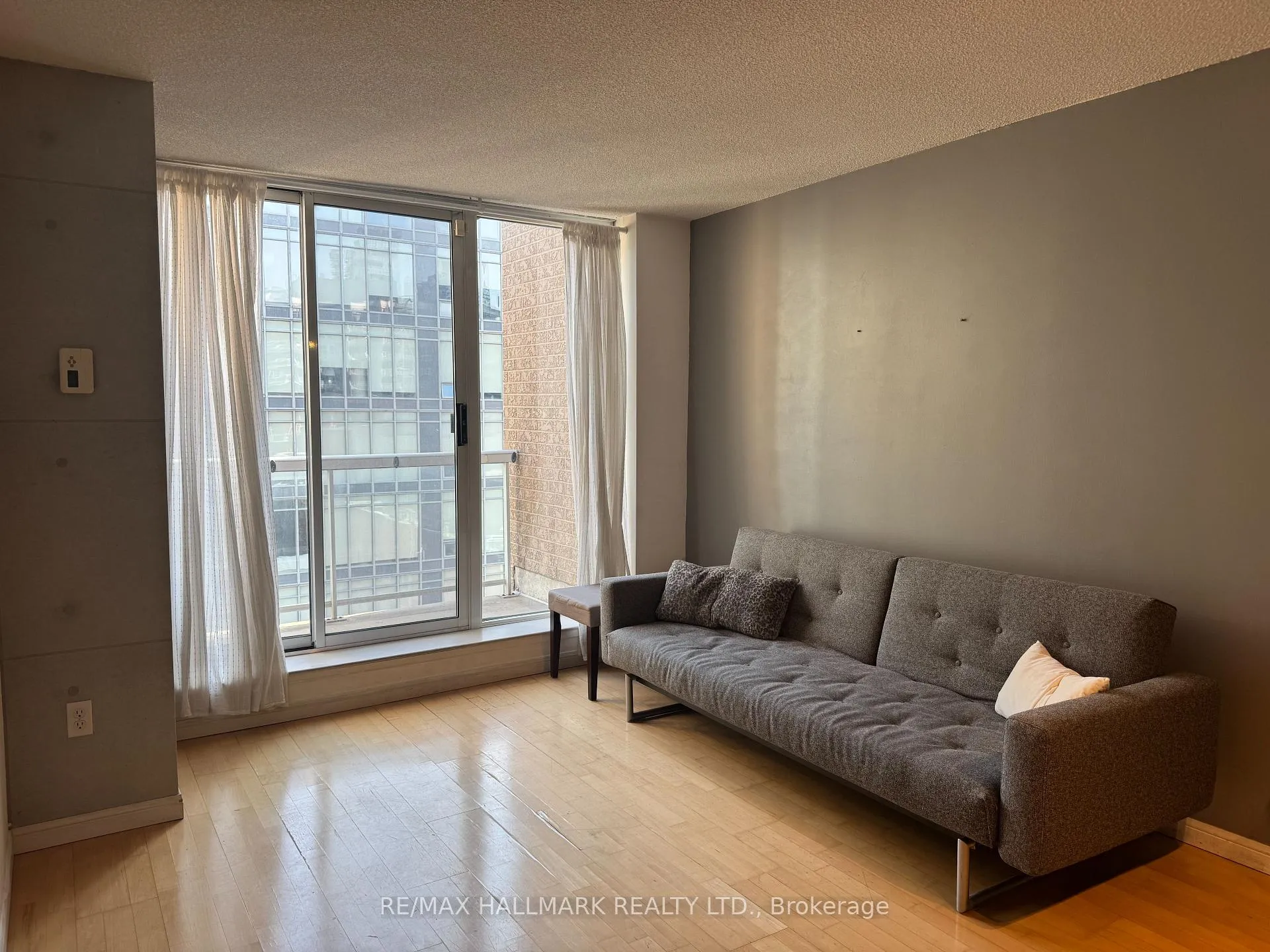 Photo 11 of Unit PH07, 330 Adelaide Street E, Toronto, Moss Park — HOMEH