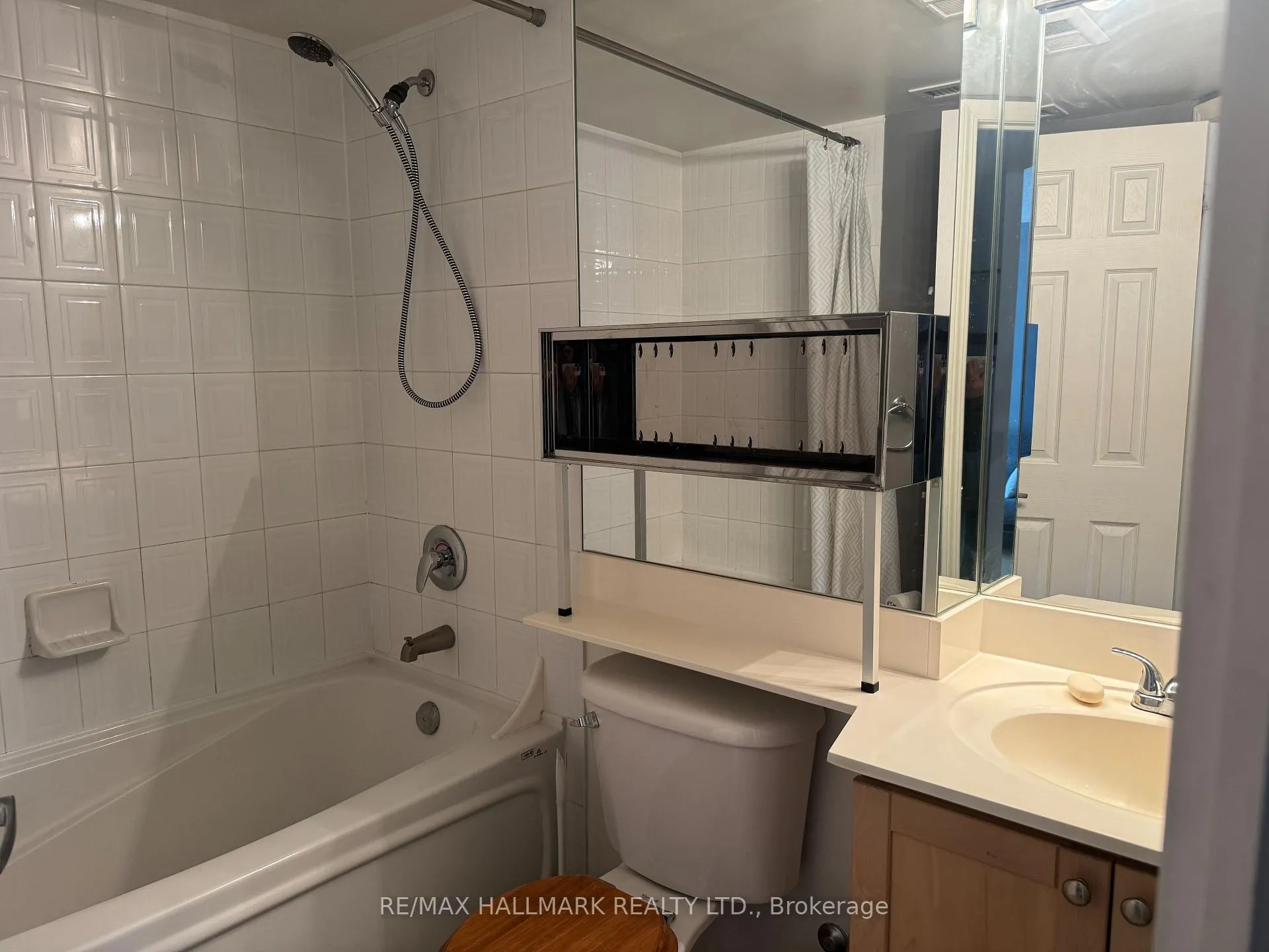 Photo 16 of Unit PH07, 330 Adelaide Street E, Toronto, Moss Park — HOMEH