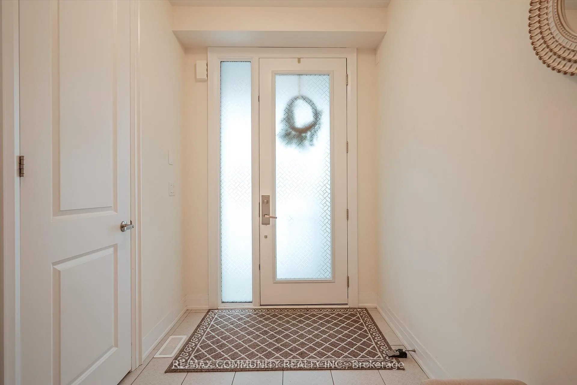 Photo 3 of 55 Hoad Street, Clarington, Newcastle — HOMEH