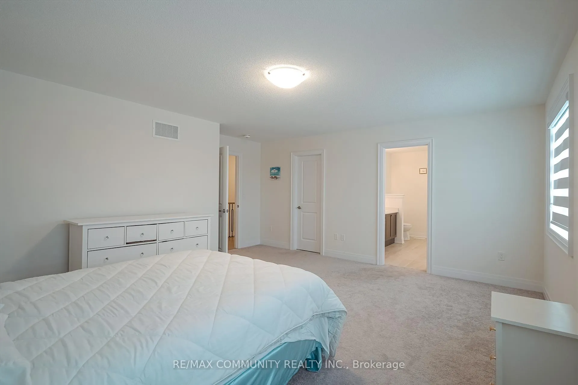 Photo 26 of 55 Hoad Street, Clarington, Newcastle — HOMEH