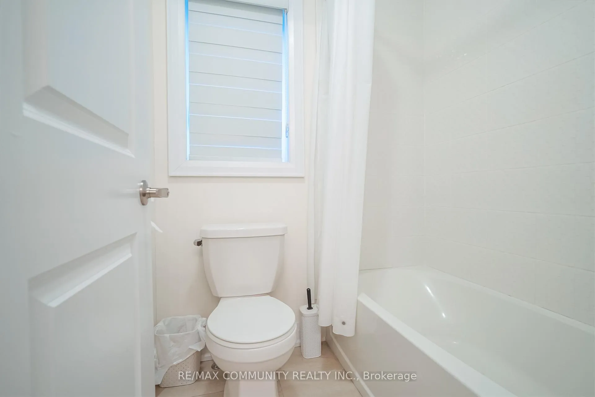 Photo 34 of 55 Hoad Street, Clarington, Newcastle — HOMEH