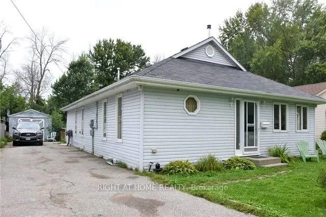 Photo 2 of 230 Bayview Avenue, Georgina, Keswick South — HOMEH