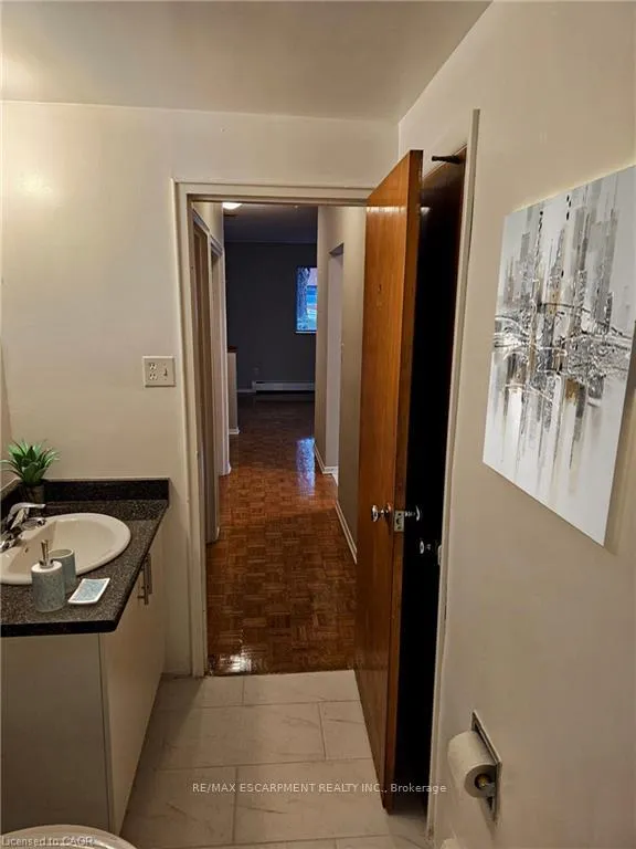 Photo 6 of Unit B2, 2205 King Street E, Hamilton, Glenview — HOMEH