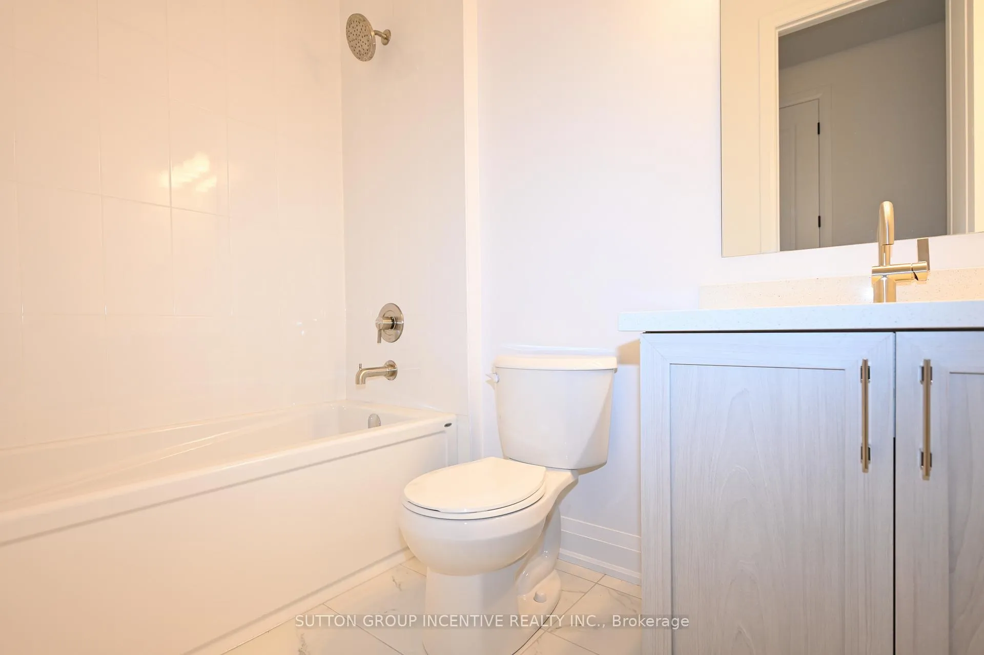 Photo 15 of Unit 1, 32 Winery Way, Barrie, Rural Barrie Southeast — HOMEH