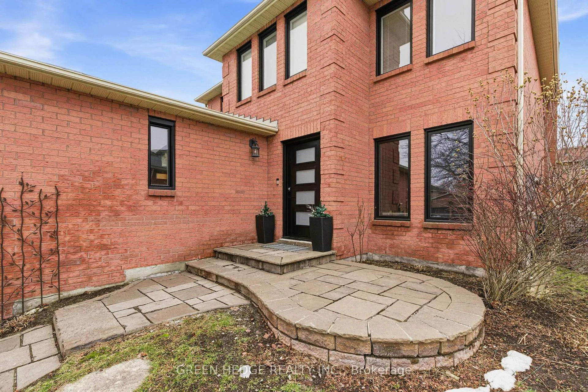 Photo 3 of 33 Dagwell Crescent, Ajax, Central West — HOMEH