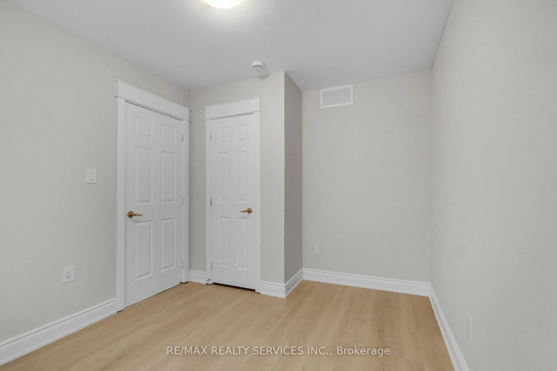 Photo 16 of Unit Upper, 171 Britannia Avenue, Hamilton, Crown Point — HOMEH