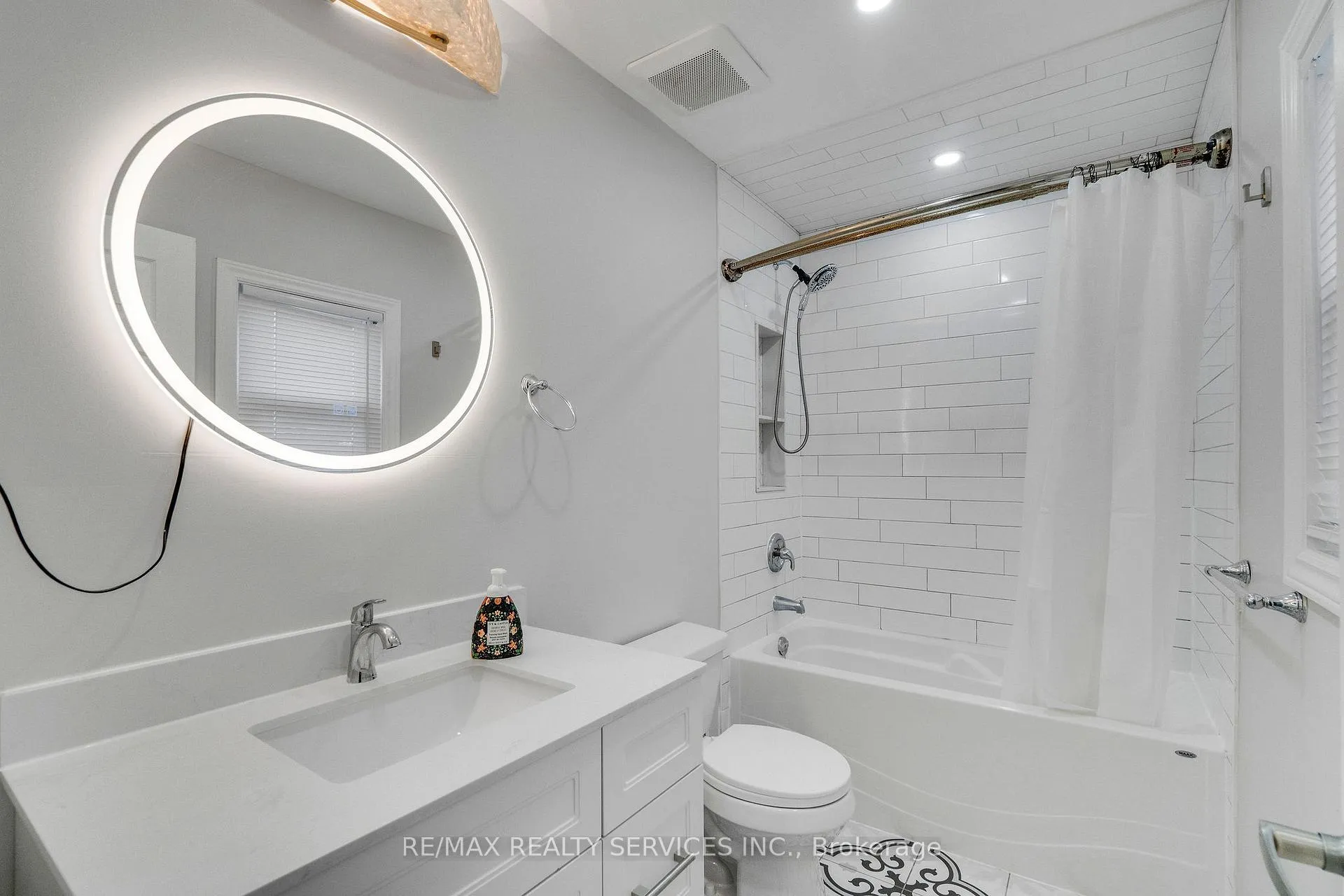 Photo 21 of Unit Upper, 171 Britannia Avenue, Hamilton, Crown Point — HOMEH