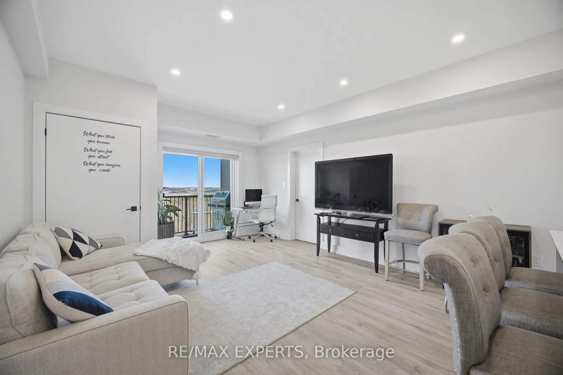 Photo 12 of Unit 605, 10 Culinary Lane, Barrie, Rural Barrie Southeast — HOMEH