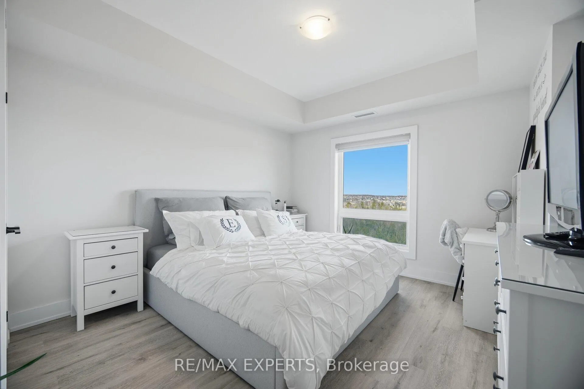 Photo 15 of Unit 605, 10 Culinary Lane, Barrie, Rural Barrie Southeast — HOMEH