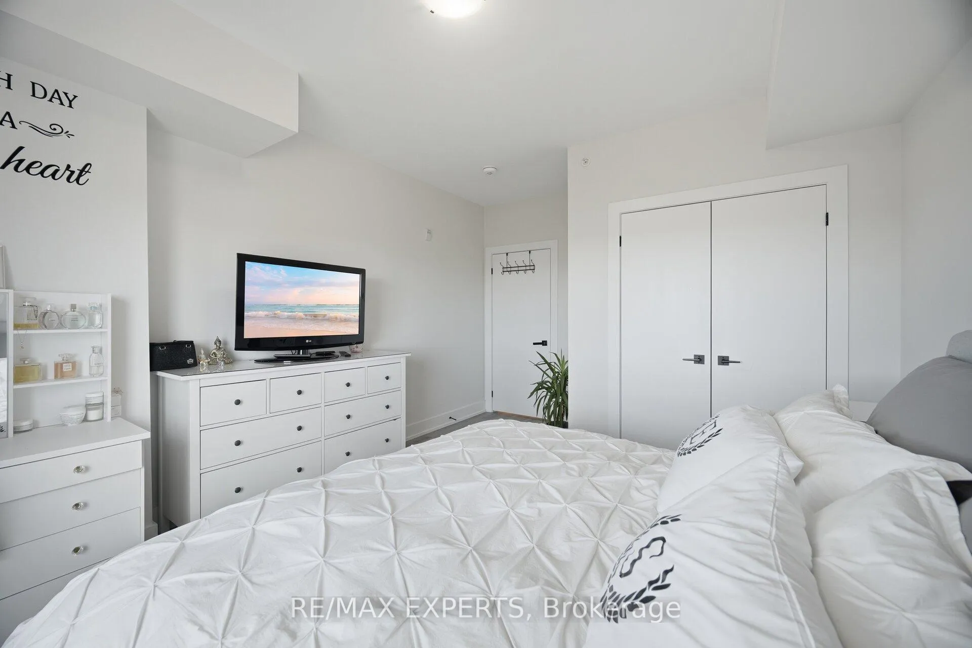 Photo 17 of Unit 605, 10 Culinary Lane, Barrie, Rural Barrie Southeast — HOMEH