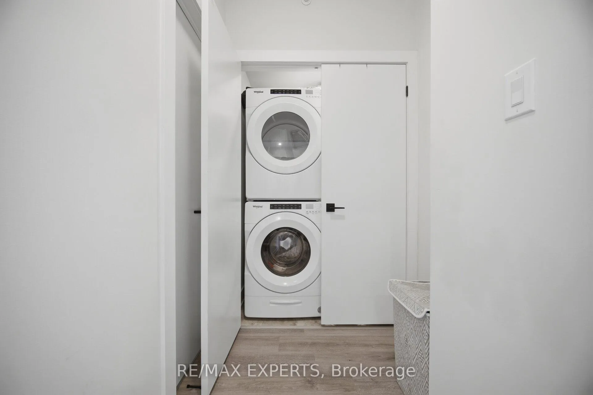 Photo 21 of Unit 605, 10 Culinary Lane, Barrie, Rural Barrie Southeast — HOMEH