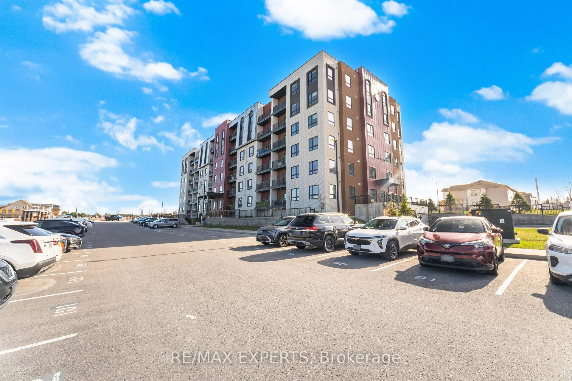 Photo 26 of Unit 605, 10 Culinary Lane, Barrie, Rural Barrie Southeast — HOMEH