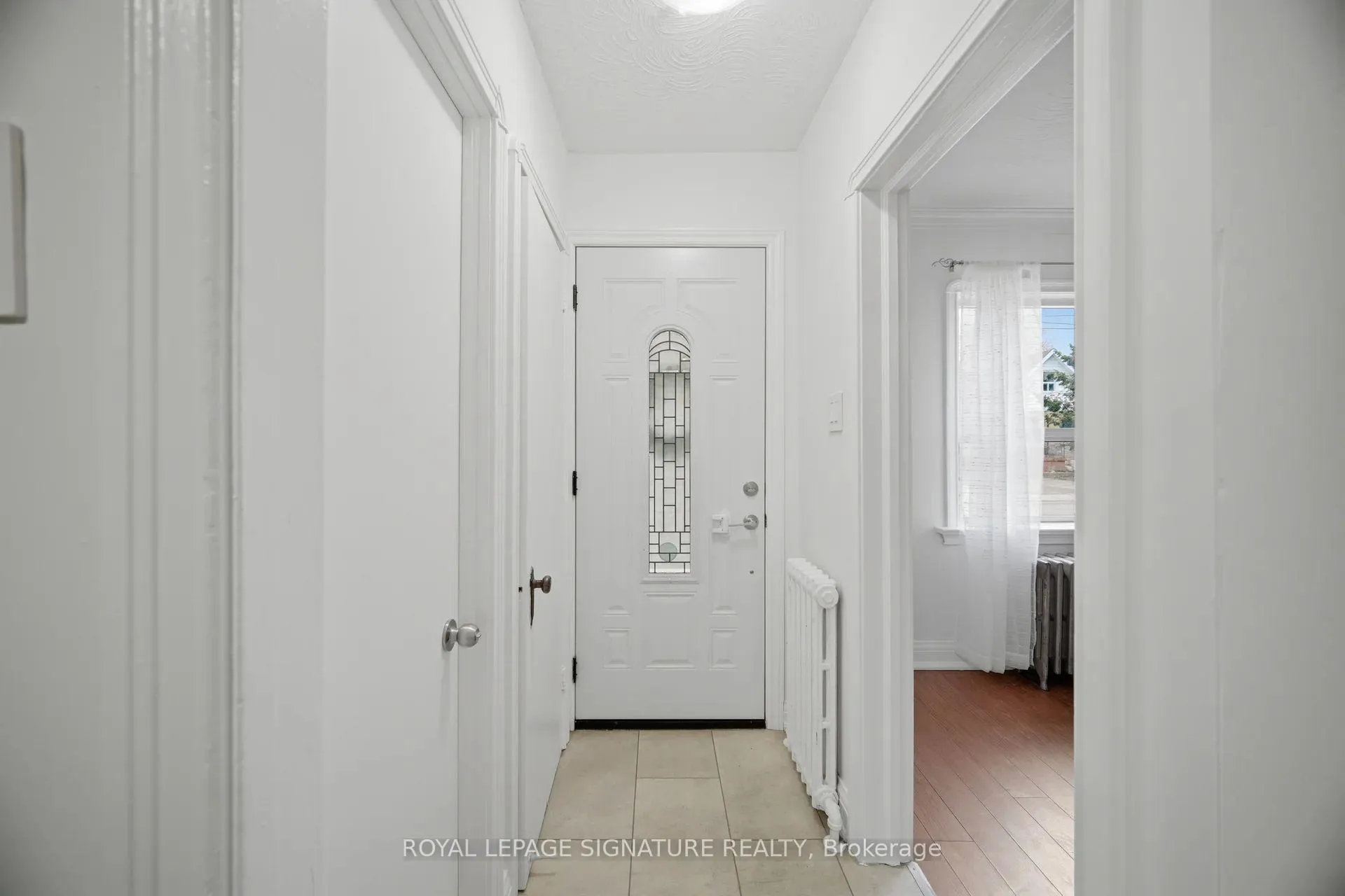 Photo 5 of 77 Ypres Road, Toronto, Keelesdale-Eglinton West — HOMEH