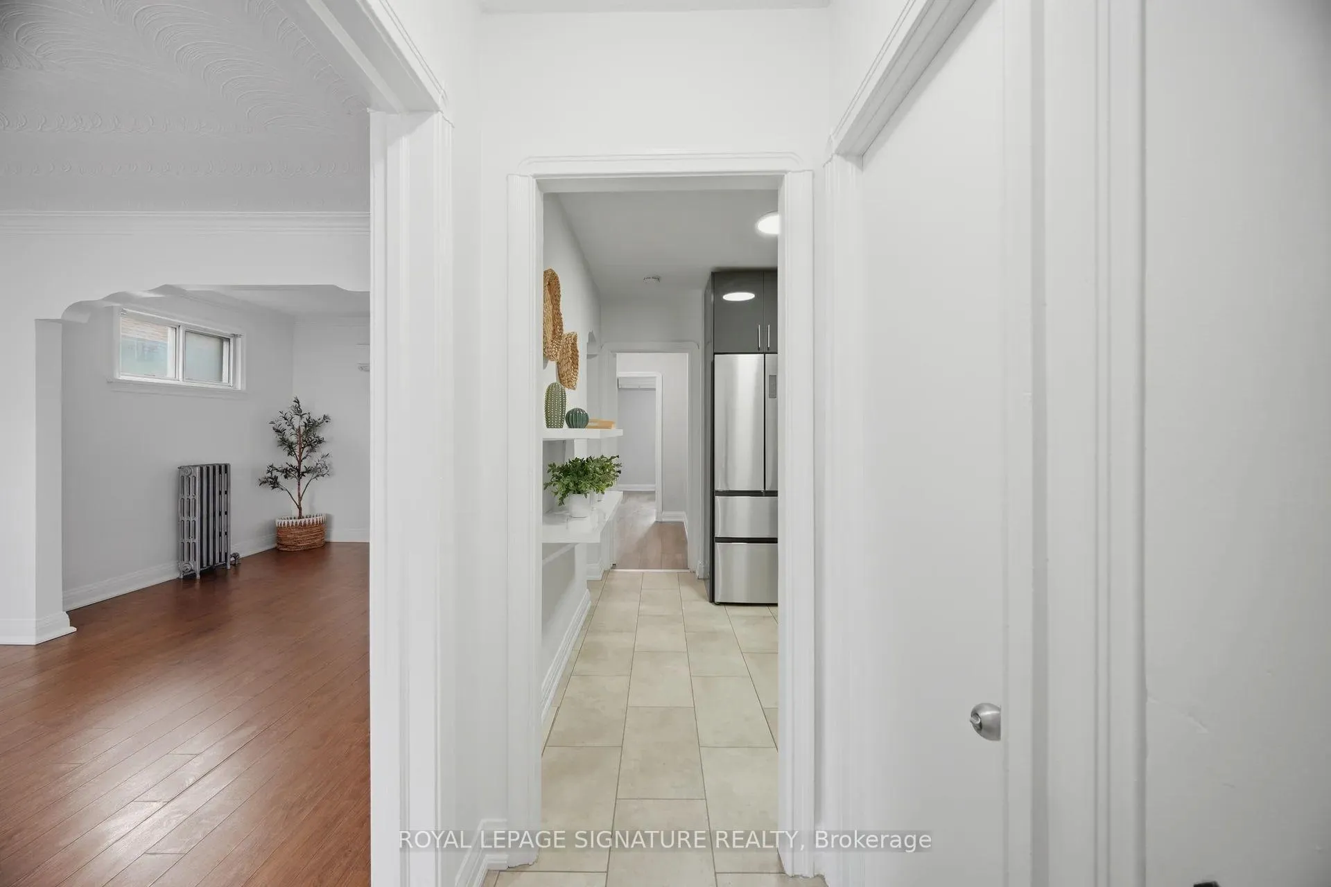 Photo 6 of 77 Ypres Road, Toronto, Keelesdale-Eglinton West — HOMEH