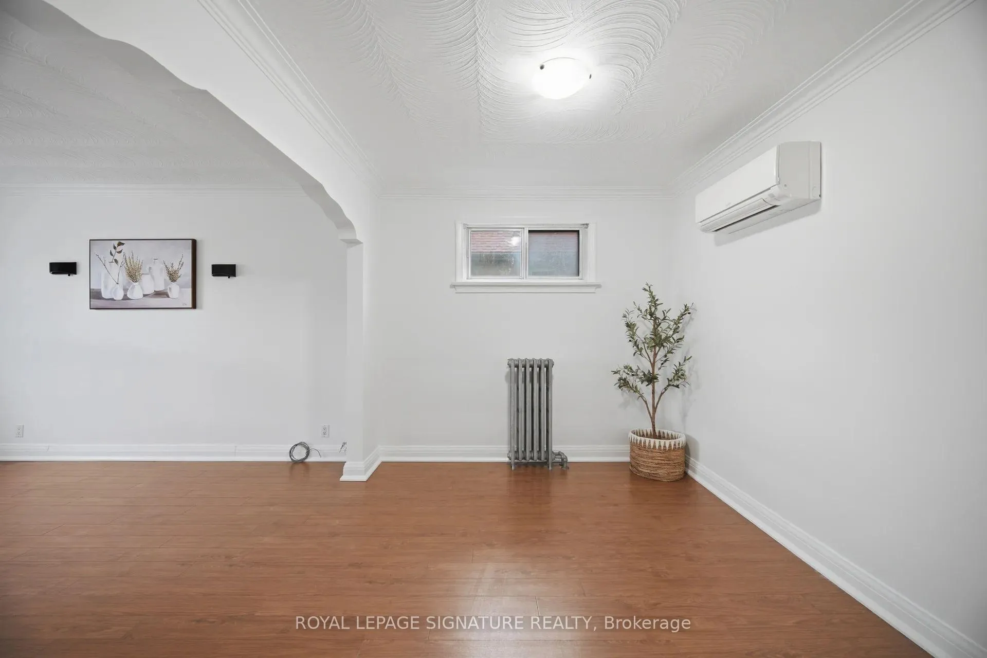 Photo 11 of 77 Ypres Road, Toronto, Keelesdale-Eglinton West — HOMEH