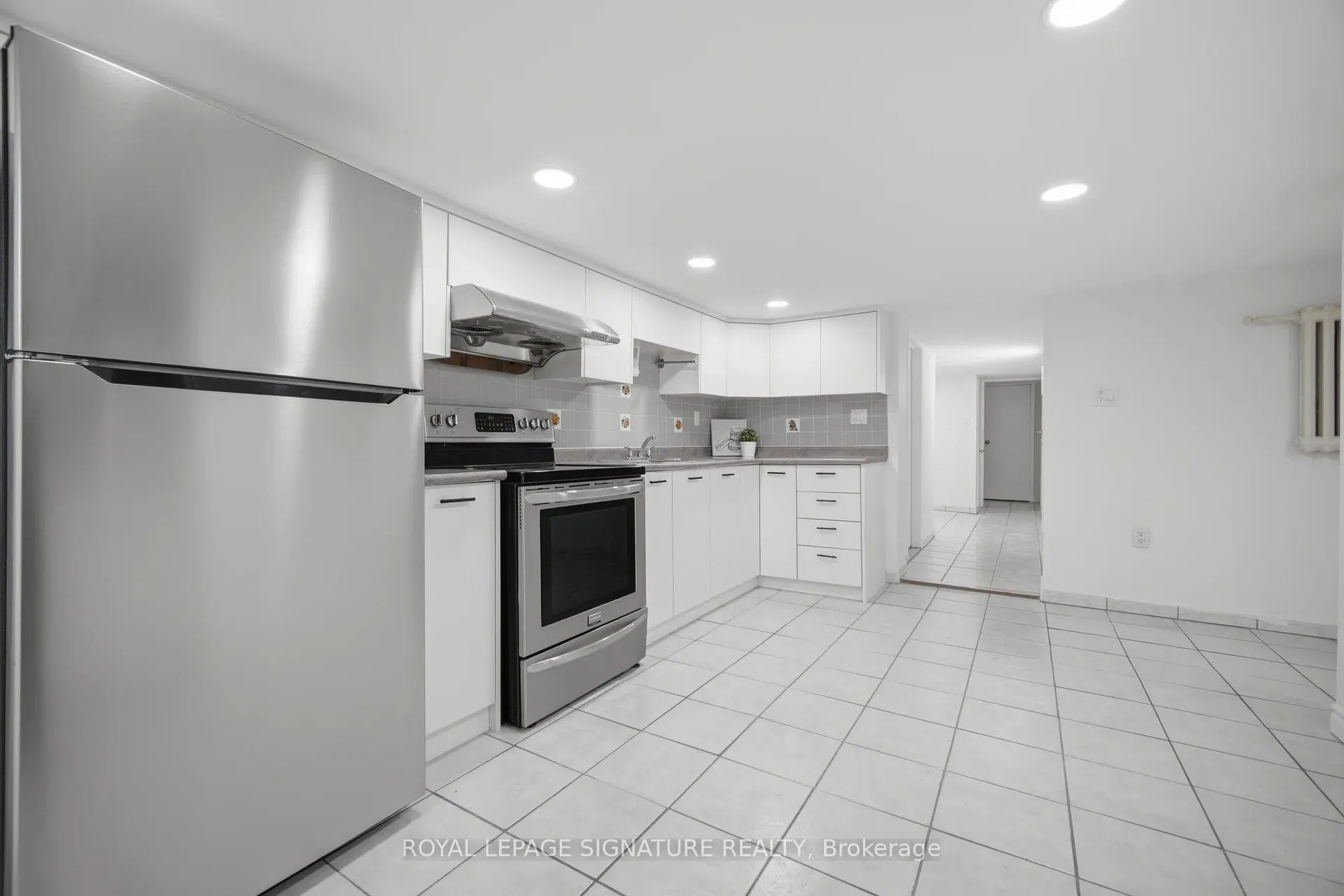 Photo 31 of 77 Ypres Road, Toronto, Keelesdale-Eglinton West — HOMEH
