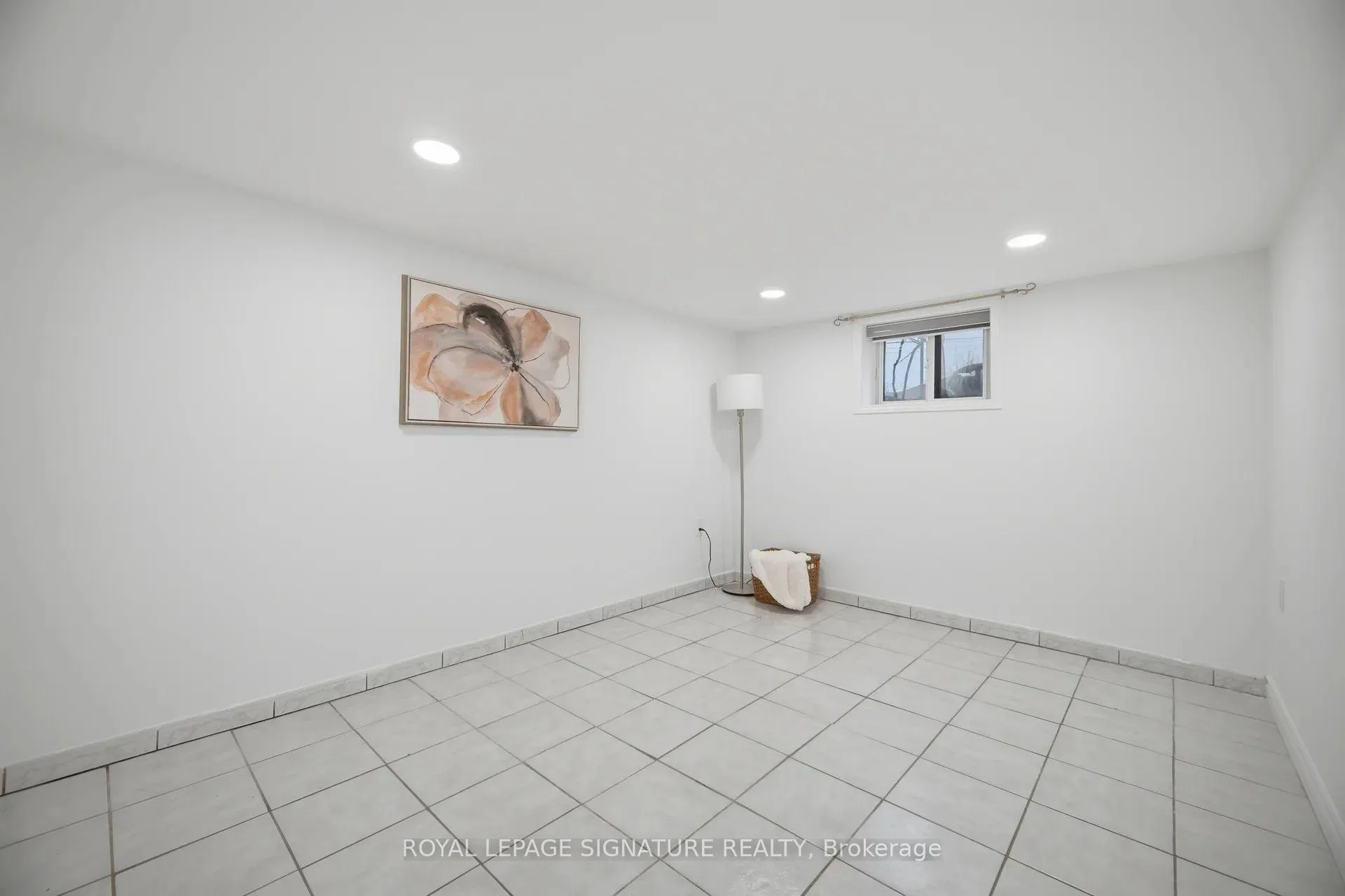 Photo 33 of 77 Ypres Road, Toronto, Keelesdale-Eglinton West — HOMEH