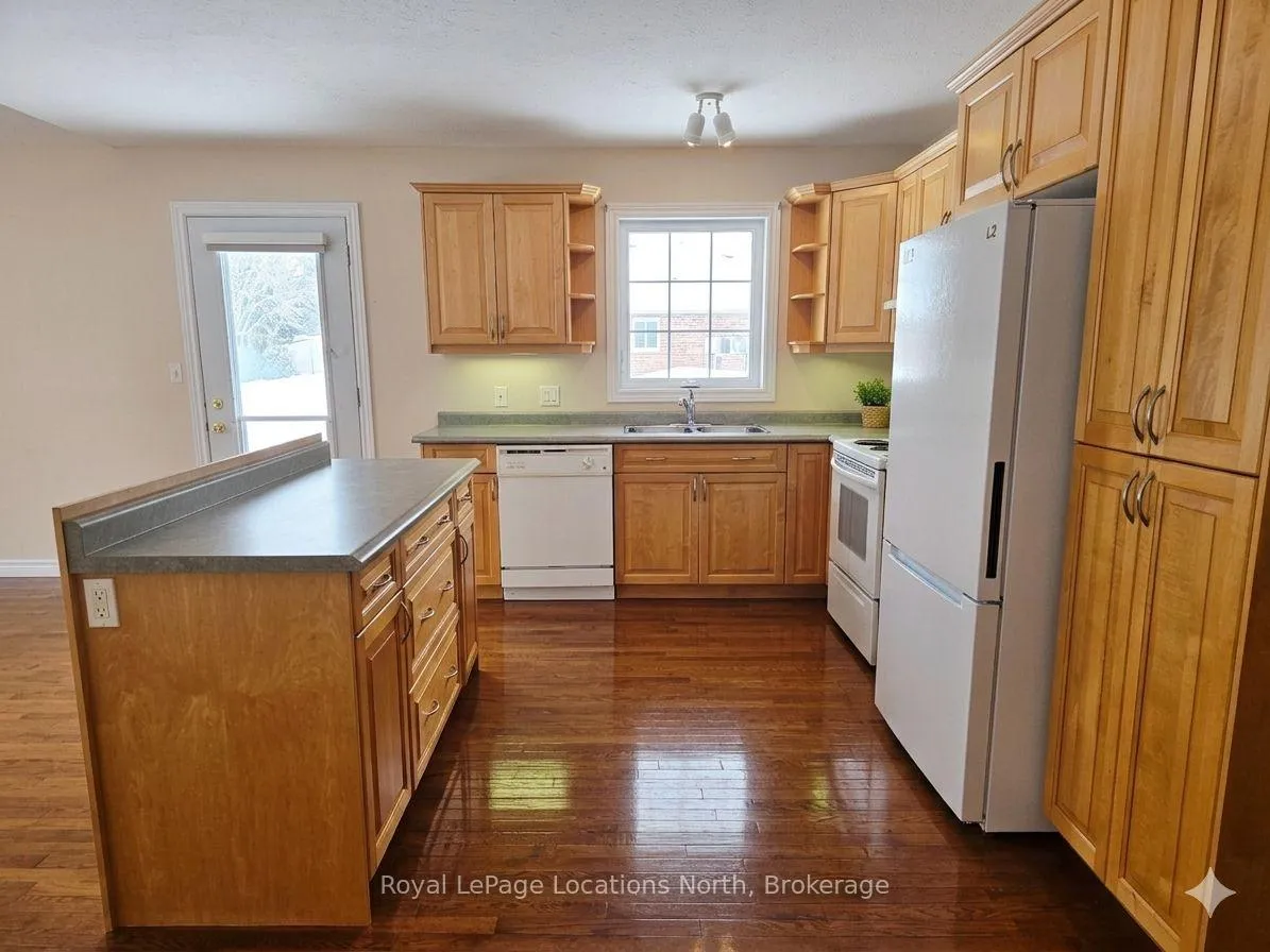 Photo 23 of Unit 23, 275 Huron Street, Clearview, Stayner — HOMEH