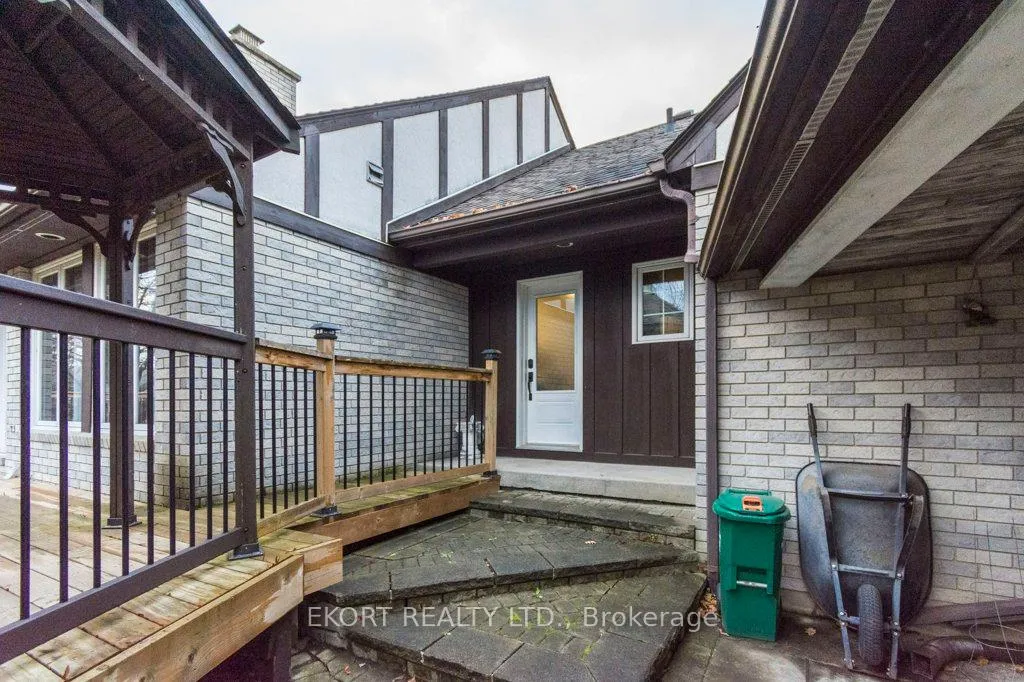 Photo 40 of 24 Kaiser Court, Belleville, Belleville Ward — HOMEH
