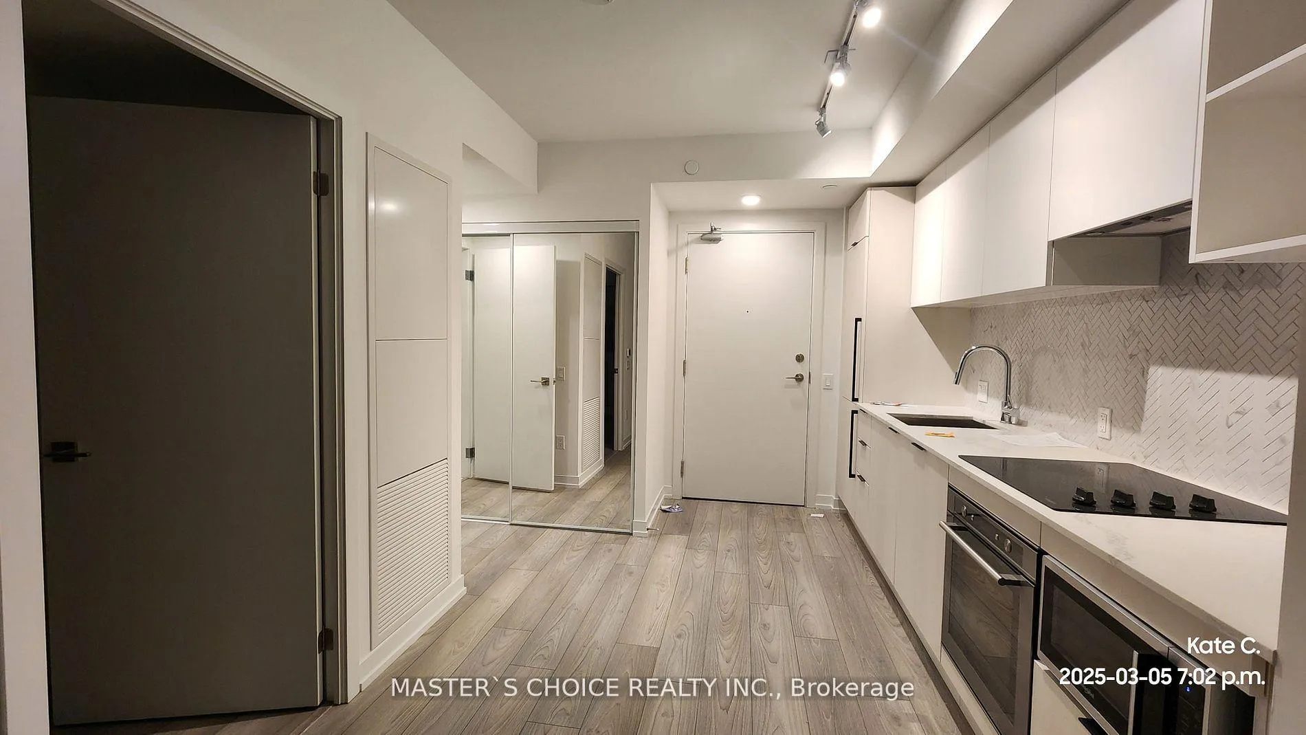 Photo 3 of Unit 3606, 82 Dalhousie Street, Toronto, Church-Yonge Corridor — HOMEH