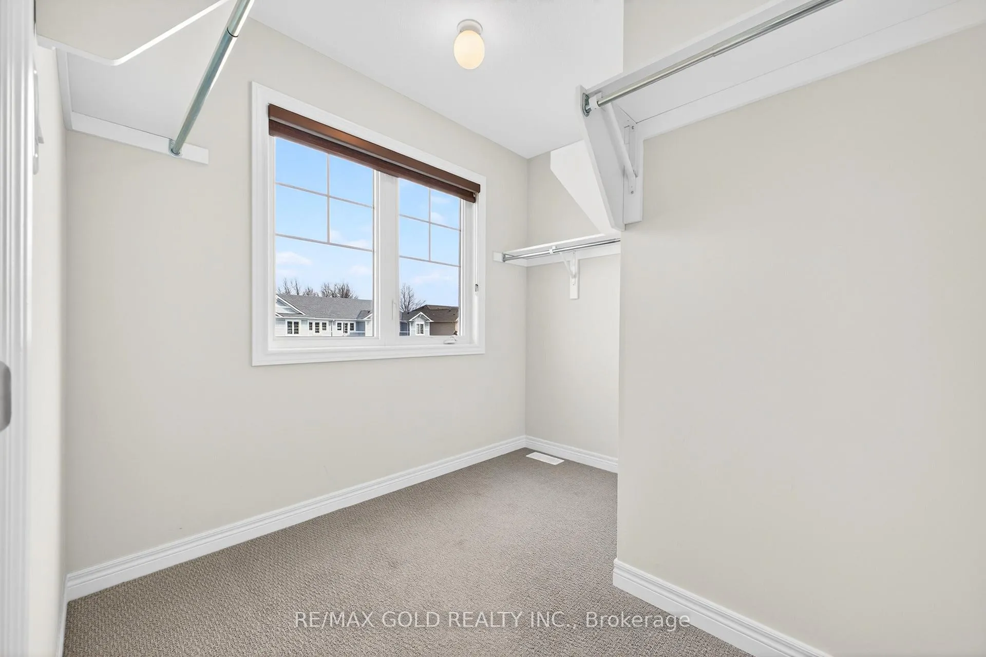 Photo 30 of 129 Sunflower Place, Welland, West Welland — HOMEH