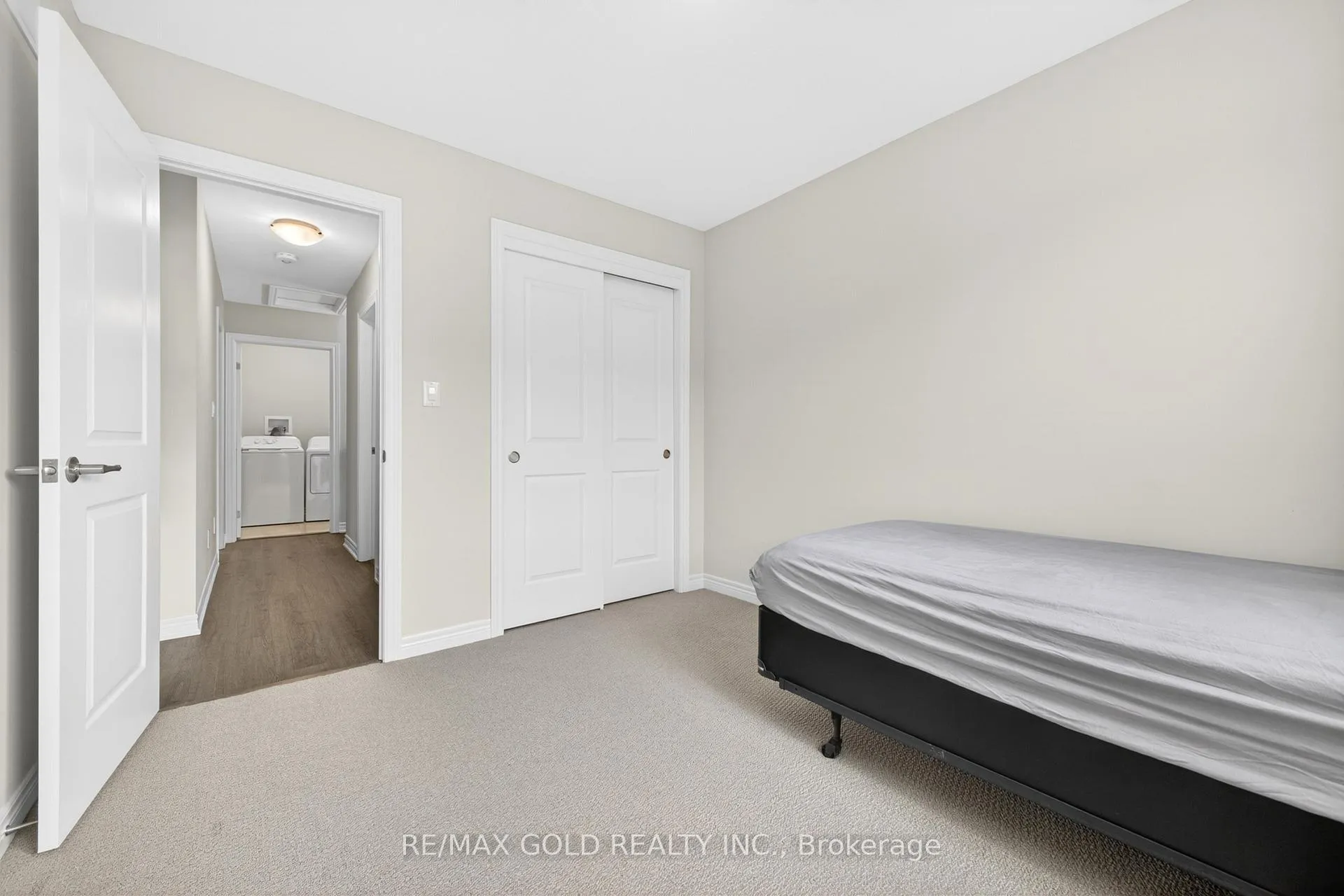 Photo 35 of 129 Sunflower Place, Welland, West Welland — HOMEH