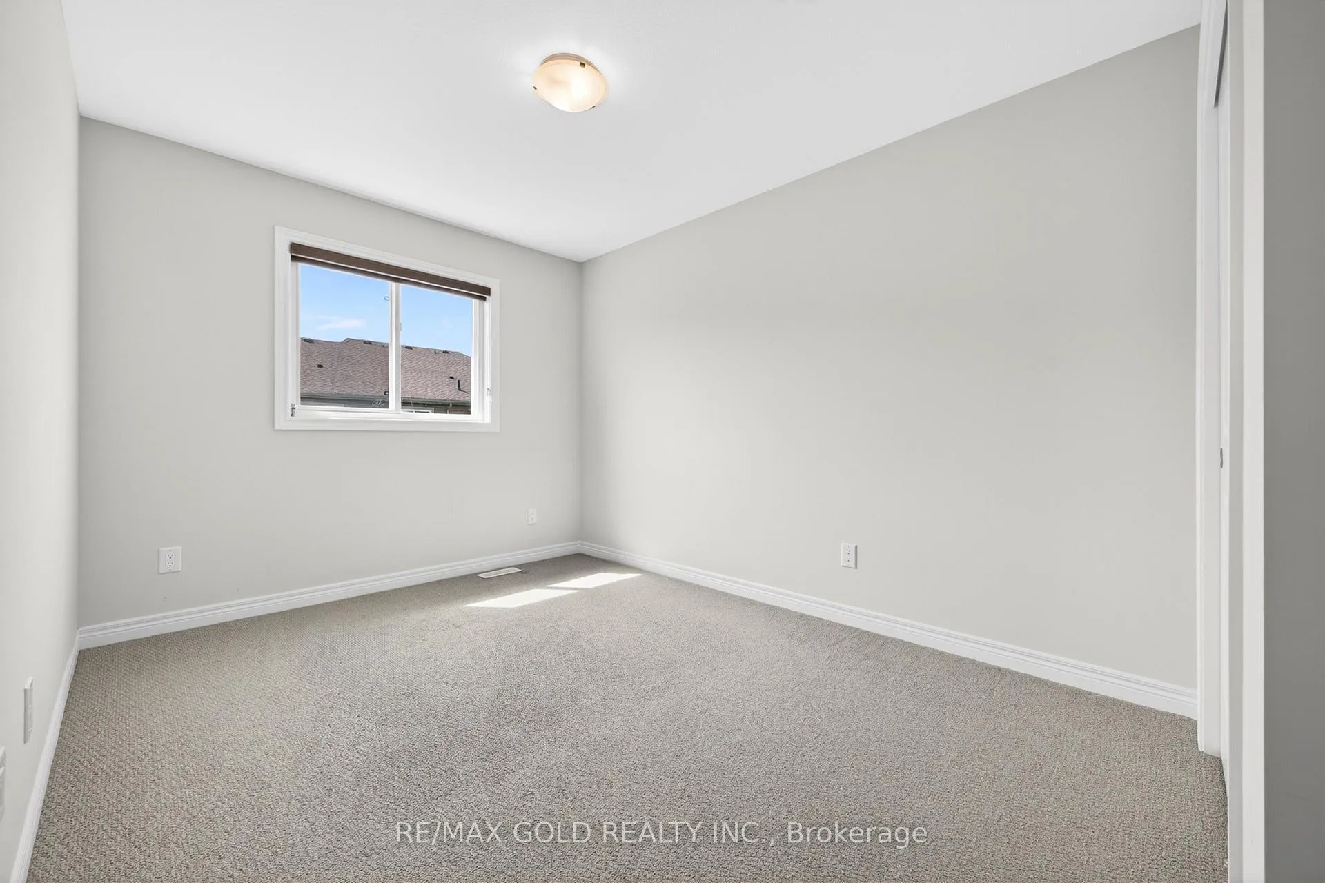 Photo 36 of 129 Sunflower Place, Welland, West Welland — HOMEH