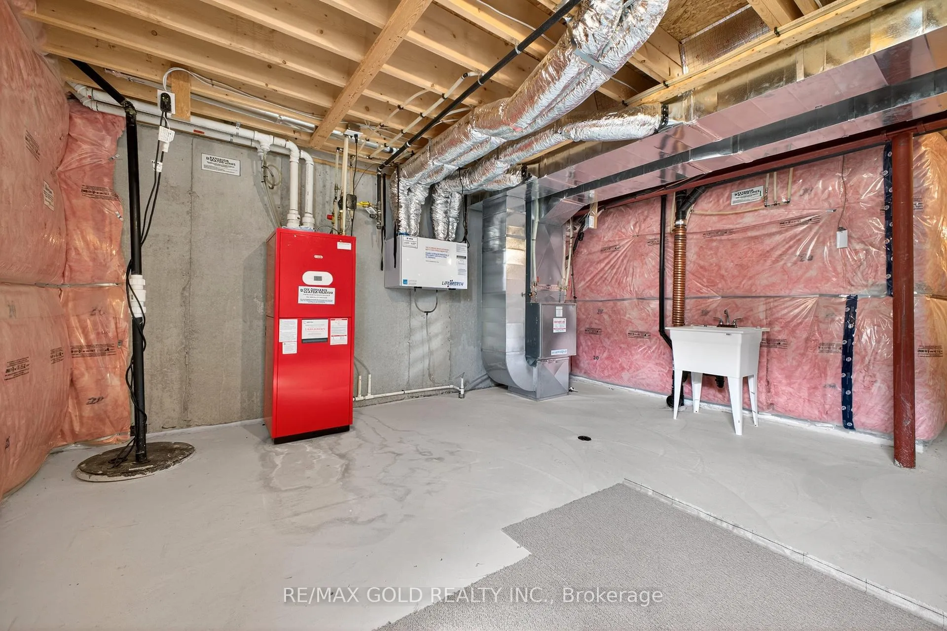 Photo 45 of 129 Sunflower Place, Welland, West Welland — HOMEH
