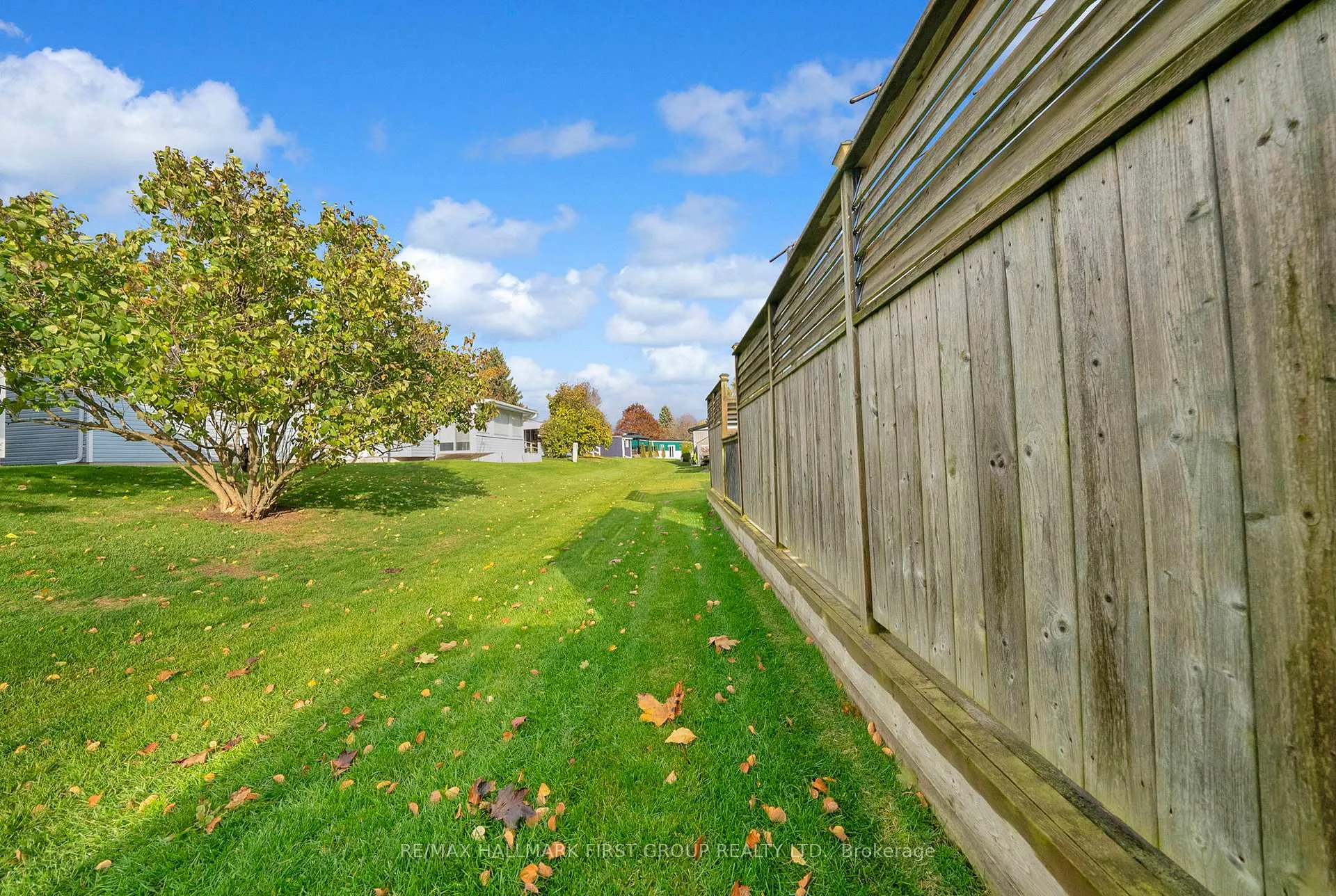 Photo 24 of 14 Champlain Court, Clarington, Newcastle — HOMEH