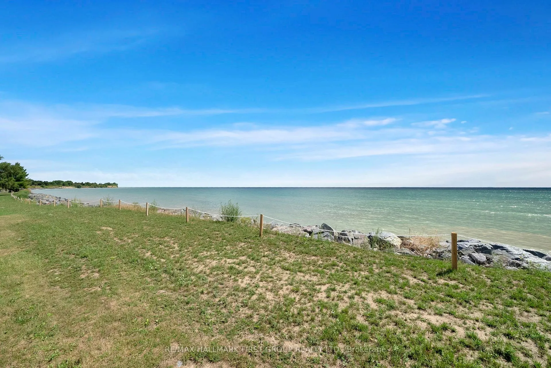 Photo 26 of 14 Champlain Court, Clarington, Newcastle — HOMEH