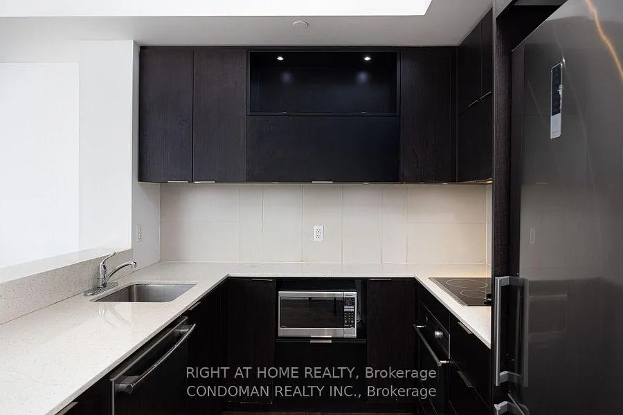 Photo 7 of Unit 2313, 170 Sumach Street, Toronto, Regent Park — HOMEH