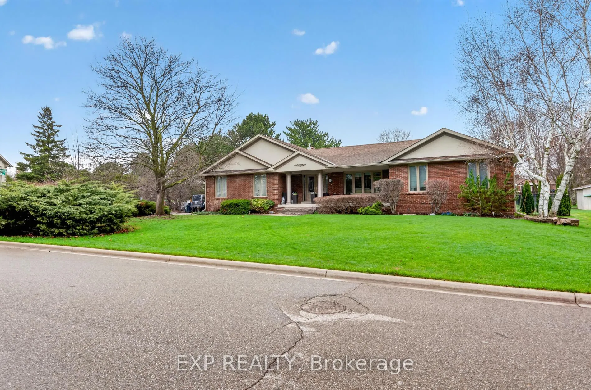 Photo 1 of 124 Ellis Avenue, King, Nobleton — HOMEH