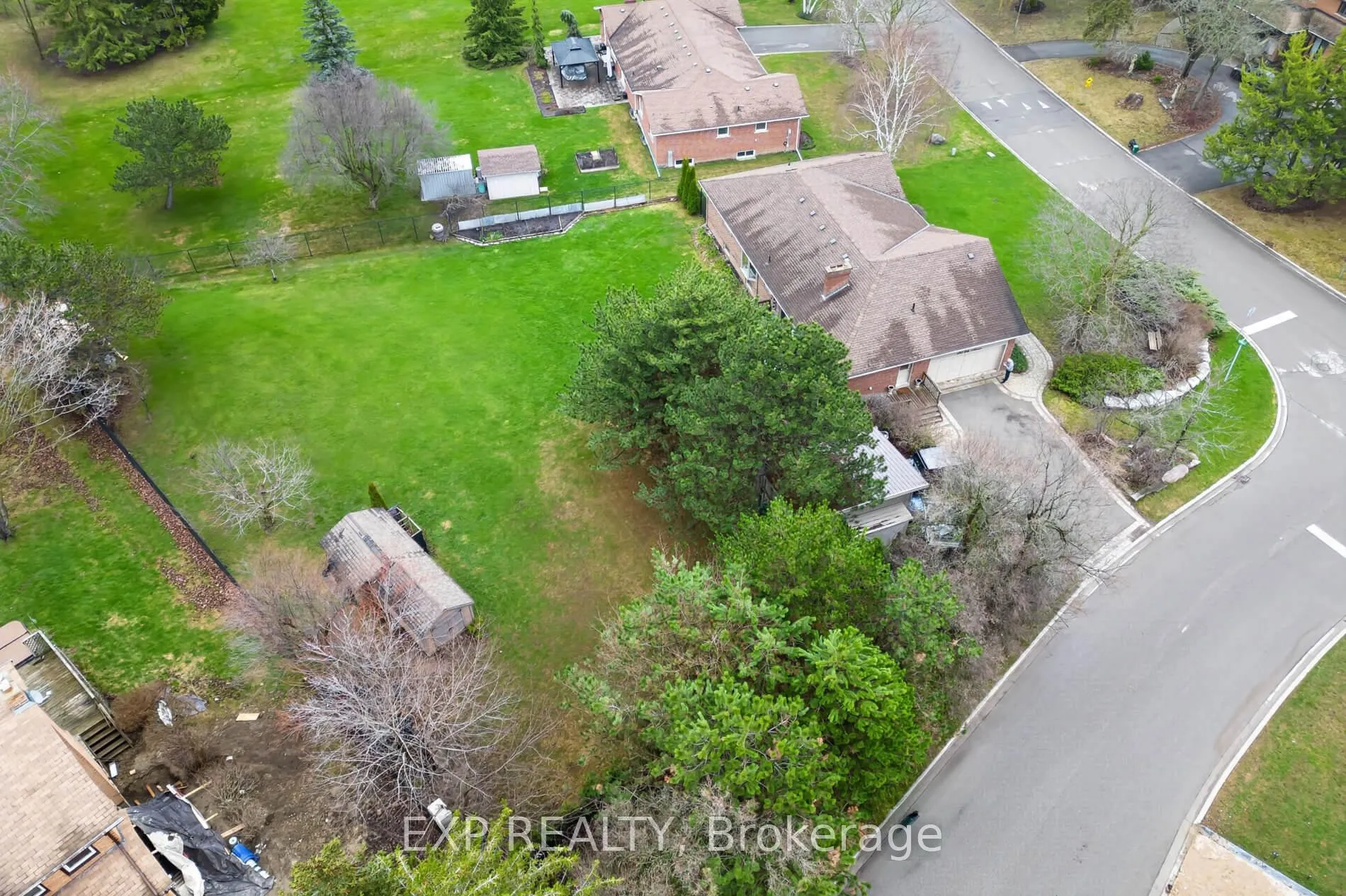 Photo 38 of 124 Ellis Avenue, King, Nobleton — HOMEH